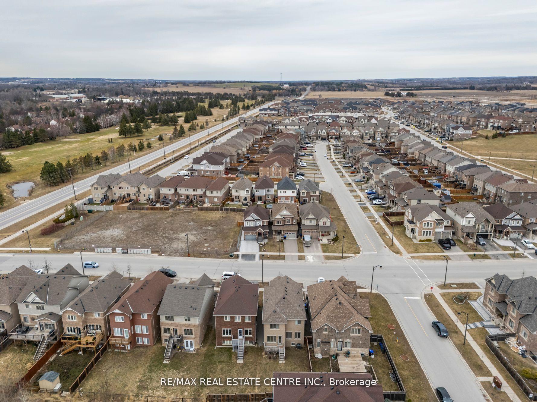 Photo 45 of 17 Treetops Boulevard, New Tecumseth, Alliston — HOMEH