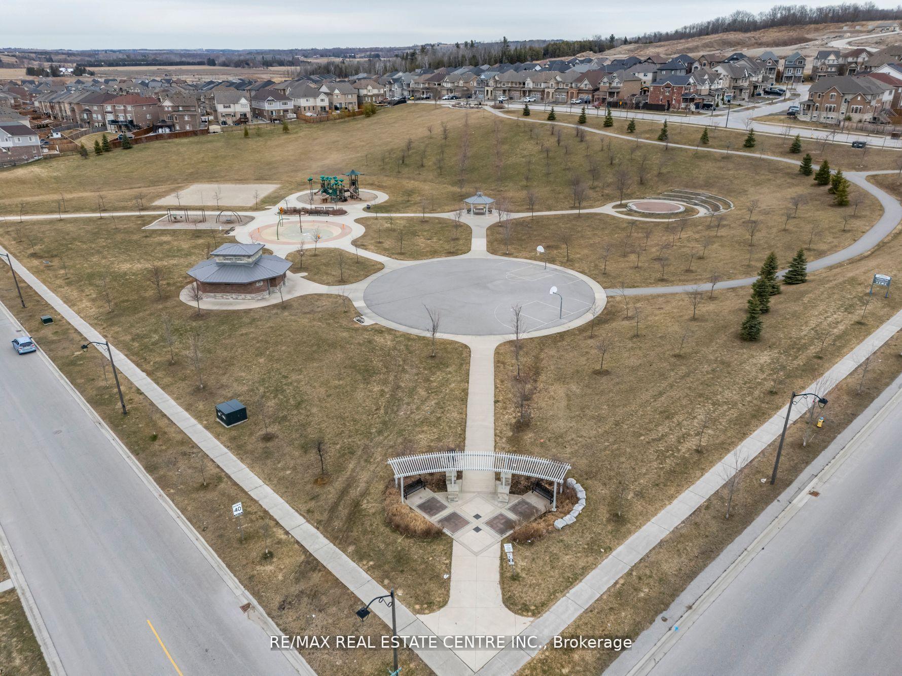 Photo 42 of 17 Treetops Boulevard, New Tecumseth, Alliston — HOMEH