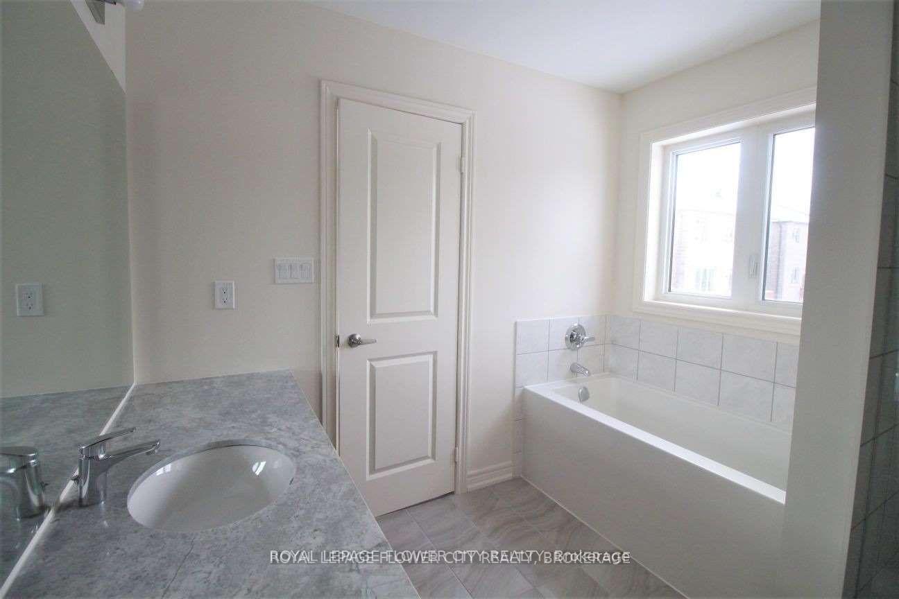 Photo 11 of 6 Ladysmith Street, Brampton, Sandringham-Wellington North — HOMEH