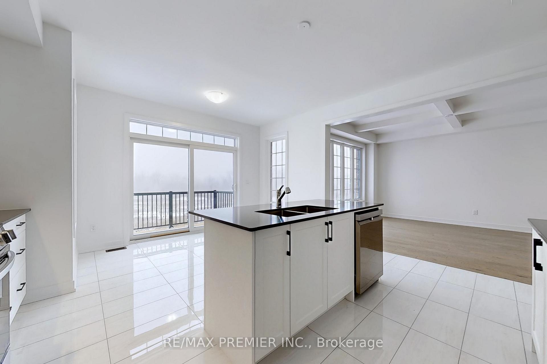 Photo 18 of 63 Deer Ridge Crescent, Whitby, Rural Whitby — HOMEH