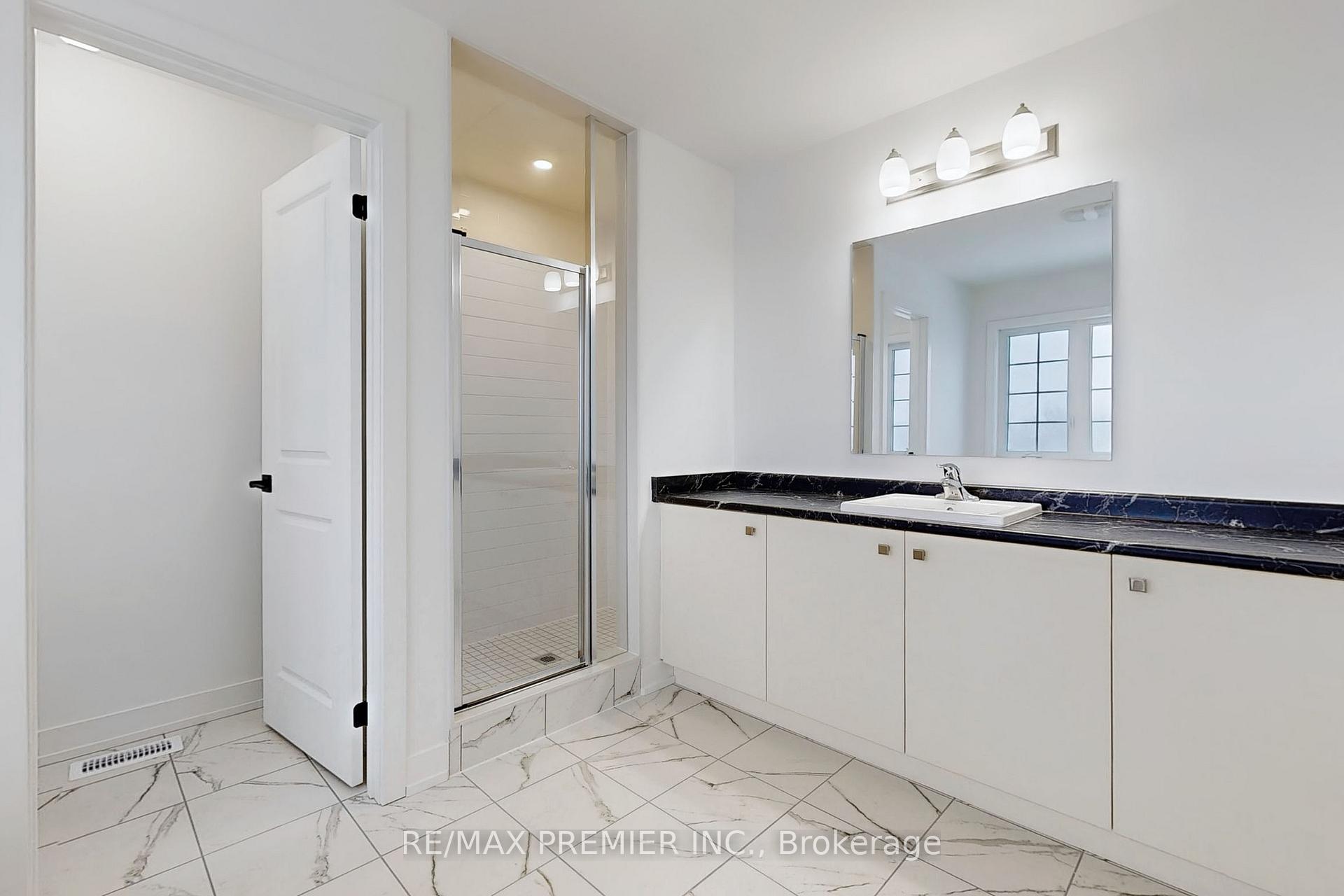Photo 22 of 63 Deer Ridge Crescent, Whitby, Rural Whitby — HOMEH