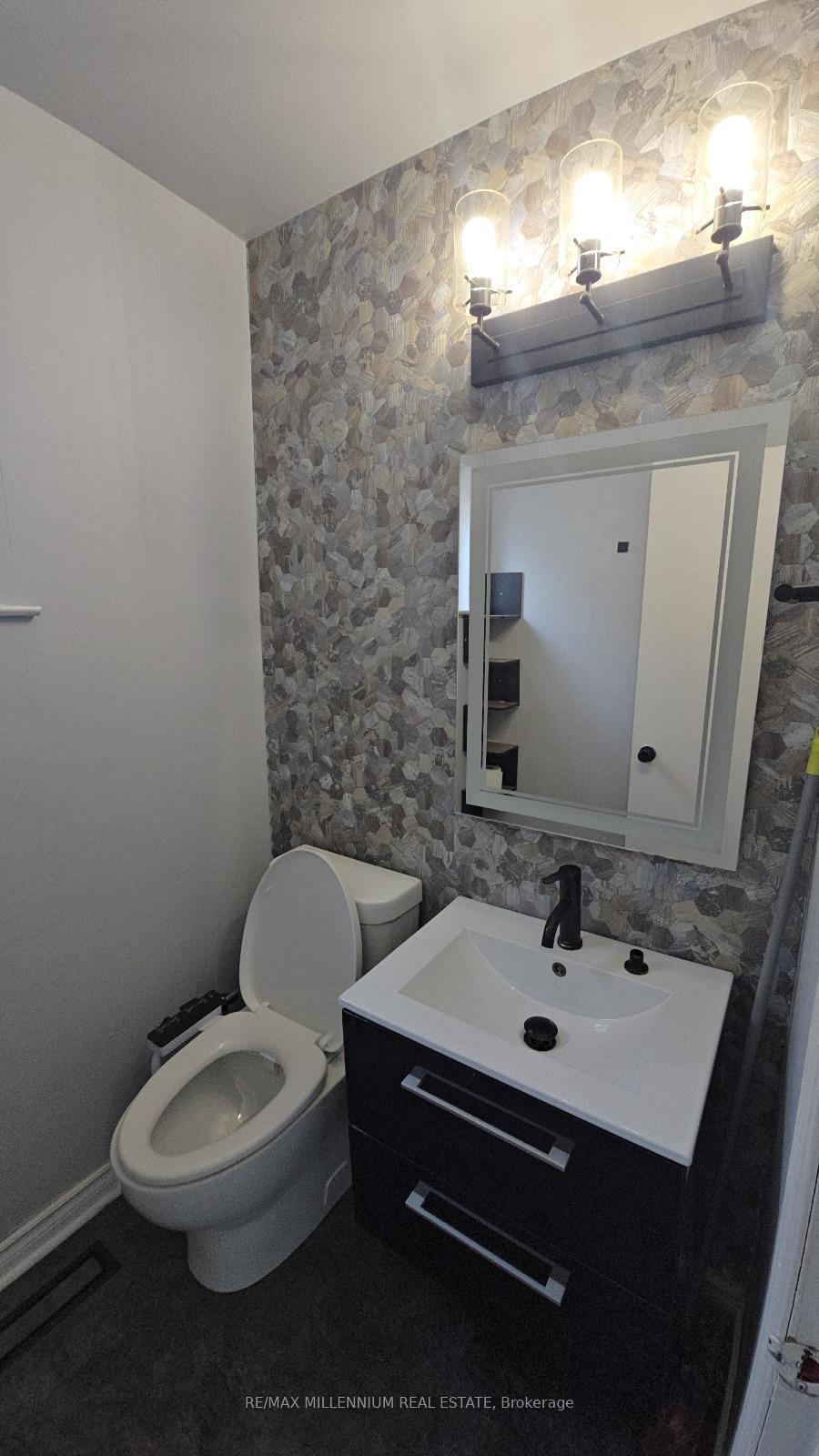 Photo 7 of 128 Hansen Road N, Brampton, Madoc — HOMEH