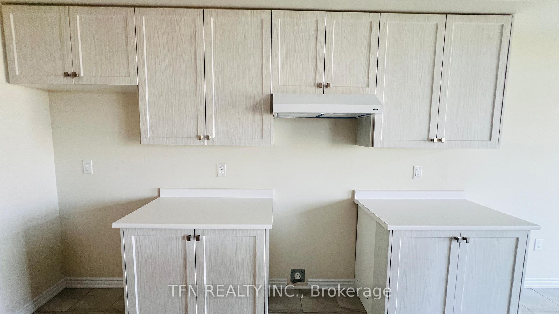 Photo 5 of 370 Barker Parkway, Thorold, Rolling Meadows — HOMEH