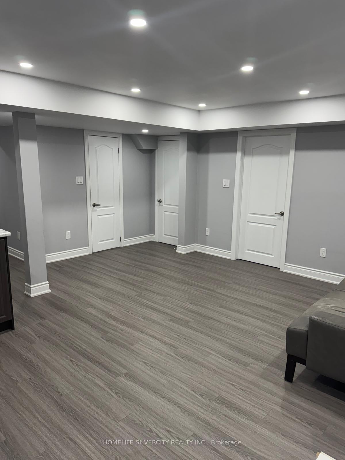 Photo 3 of Unit Bsmnt, 23 Jemima Road, Brampton, Fletcher's Meadow — HOMEH