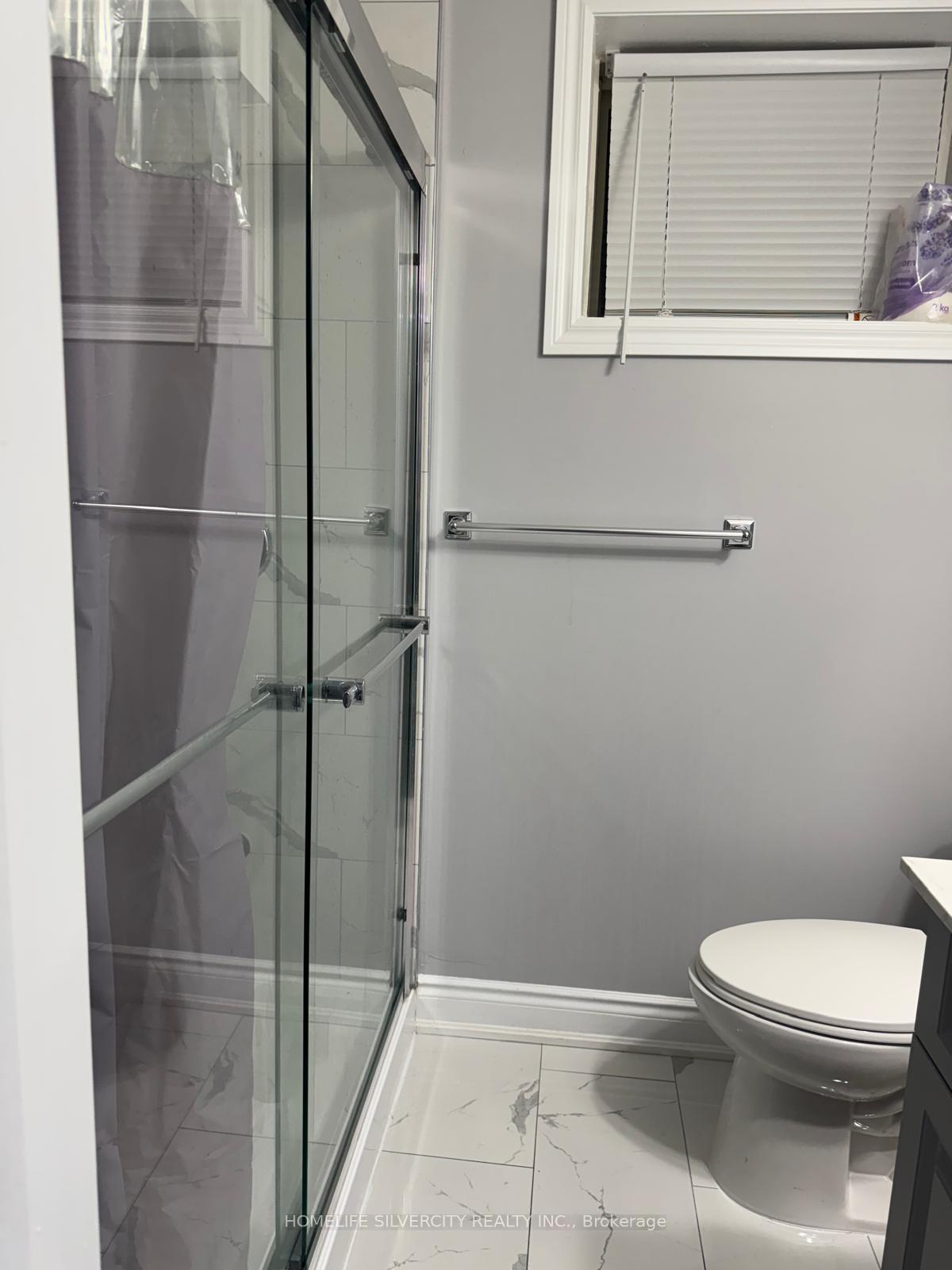 Photo 6 of Unit Bsmnt, 23 Jemima Road, Brampton, Fletcher's Meadow — HOMEH