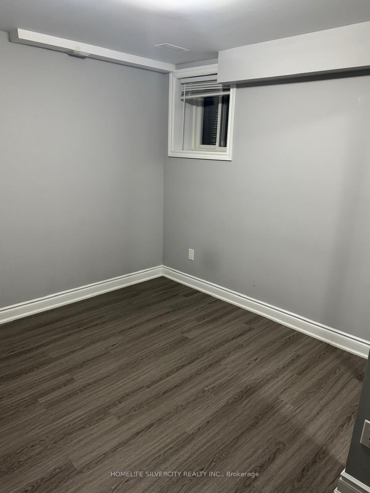 Photo 14 of Unit Bsmnt, 23 Jemima Road, Brampton, Fletcher's Meadow — HOMEH
