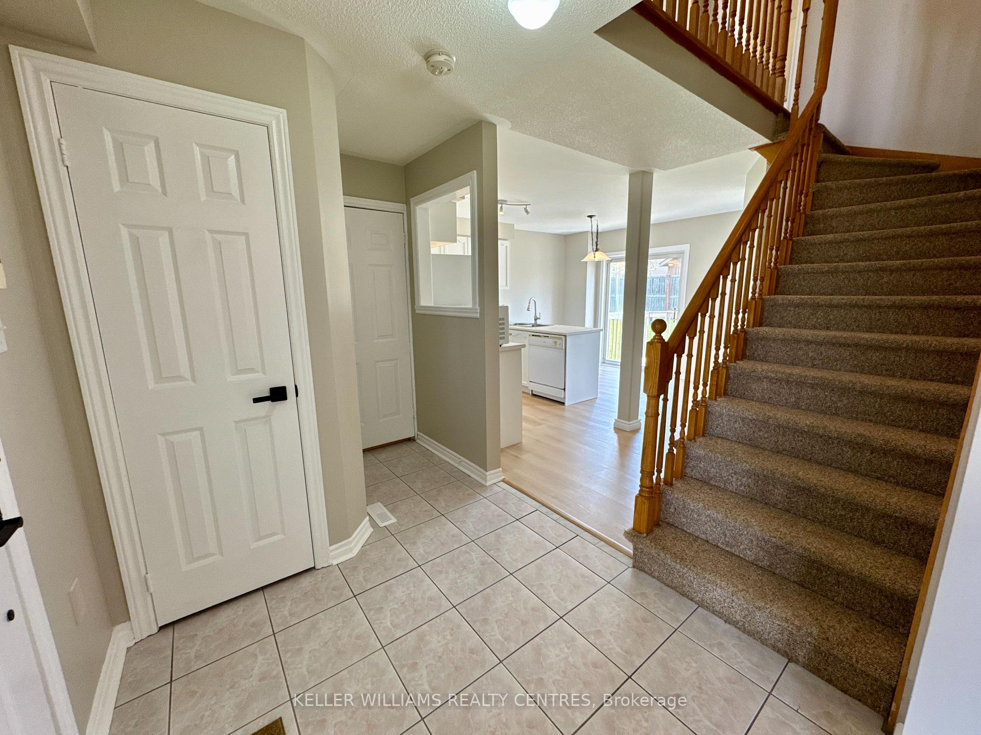 Photo 3 of Unit Main/2nd, 46 Birchwood Drive, Barrie, East Bayfield — HOMEH