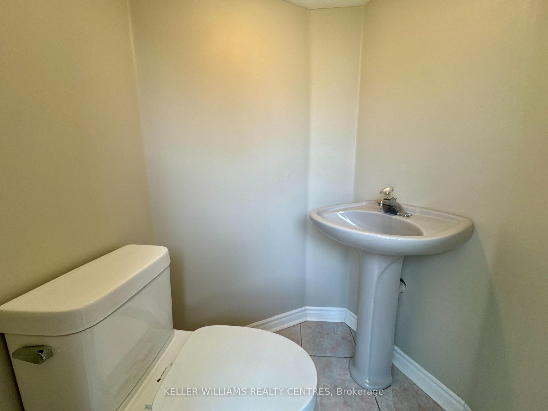 Photo 12 of Unit Main/2nd, 46 Birchwood Drive, Barrie, East Bayfield — HOMEH