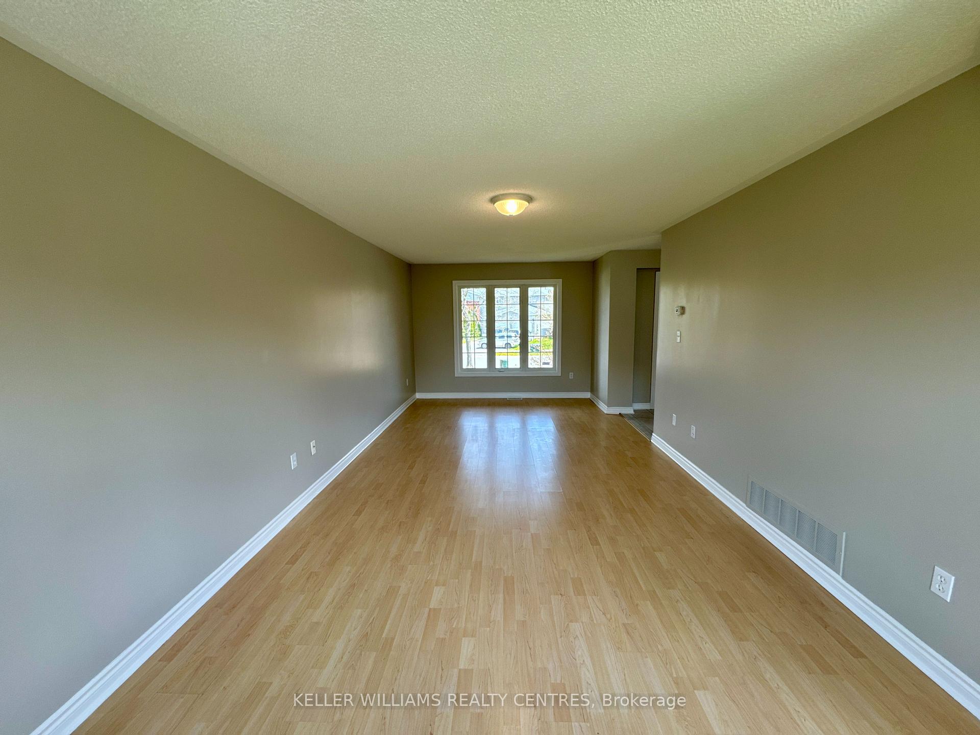 Photo 11 of Unit Main/2nd, 46 Birchwood Drive, Barrie, East Bayfield — HOMEH
