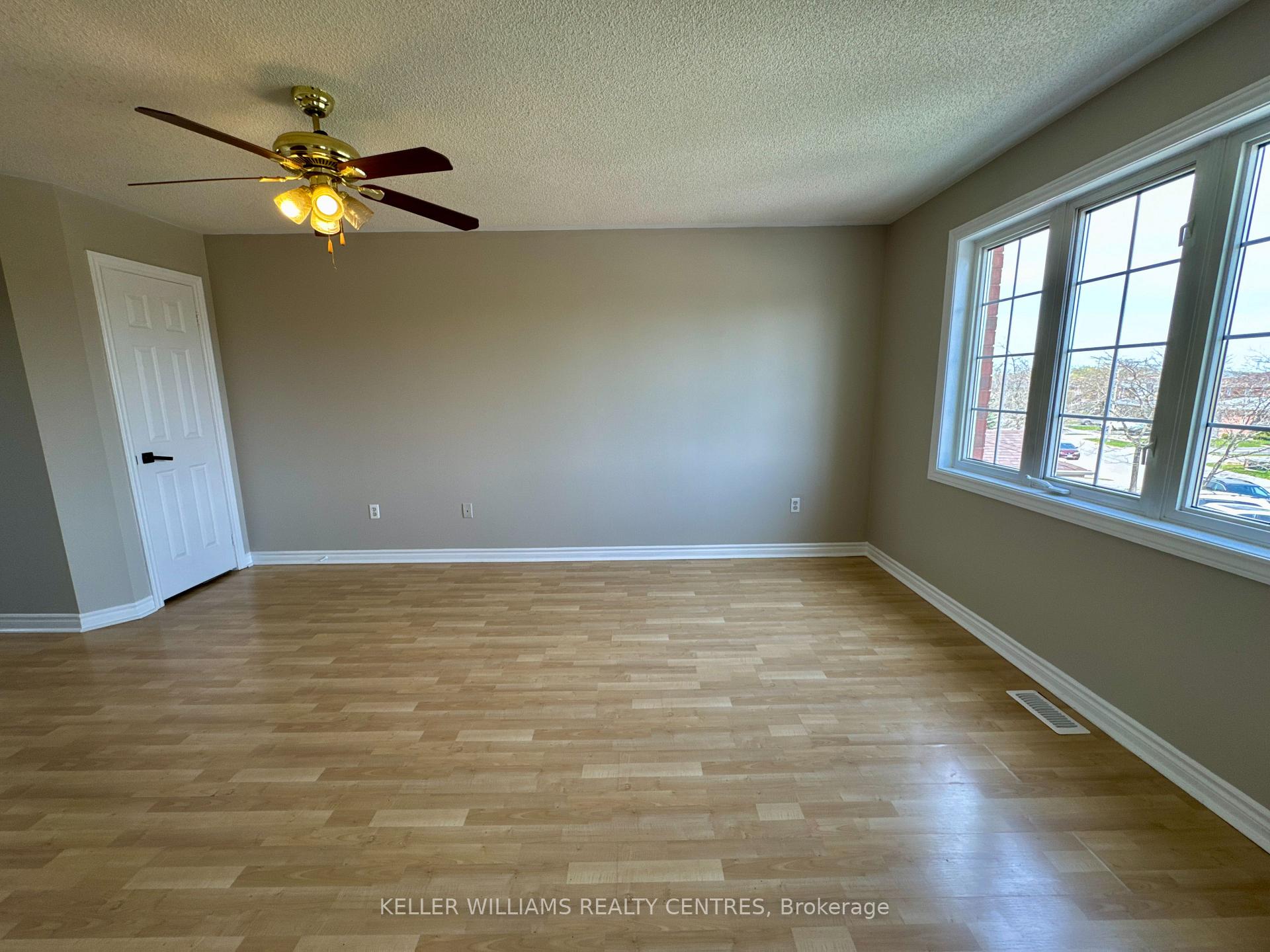 Photo 21 of Unit Main/2nd, 46 Birchwood Drive, Barrie, East Bayfield — HOMEH