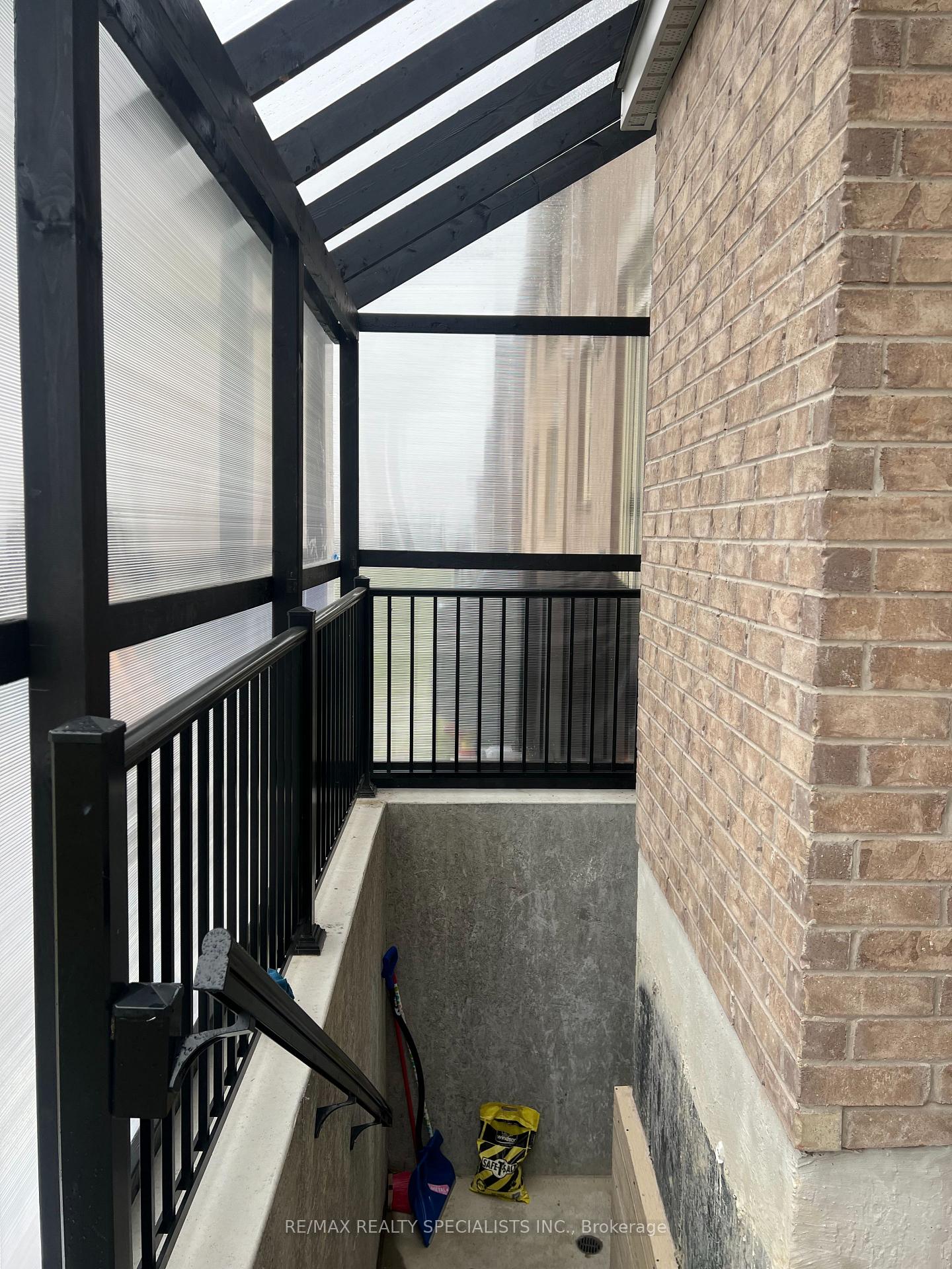Photo 2 of Unit Basemnt, 39 Portman Street, Caledon, Rural Caledon — HOMEH