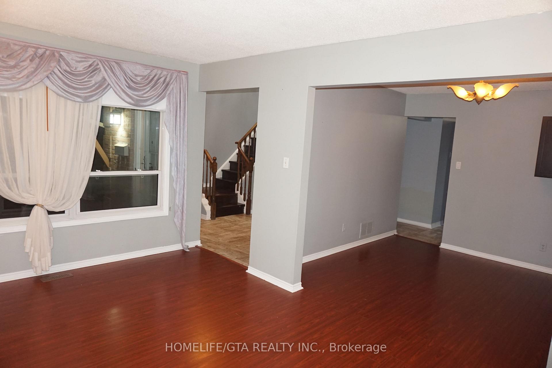 Photo 4 of 50 Longstaff Drive, Ajax, Central — HOMEH