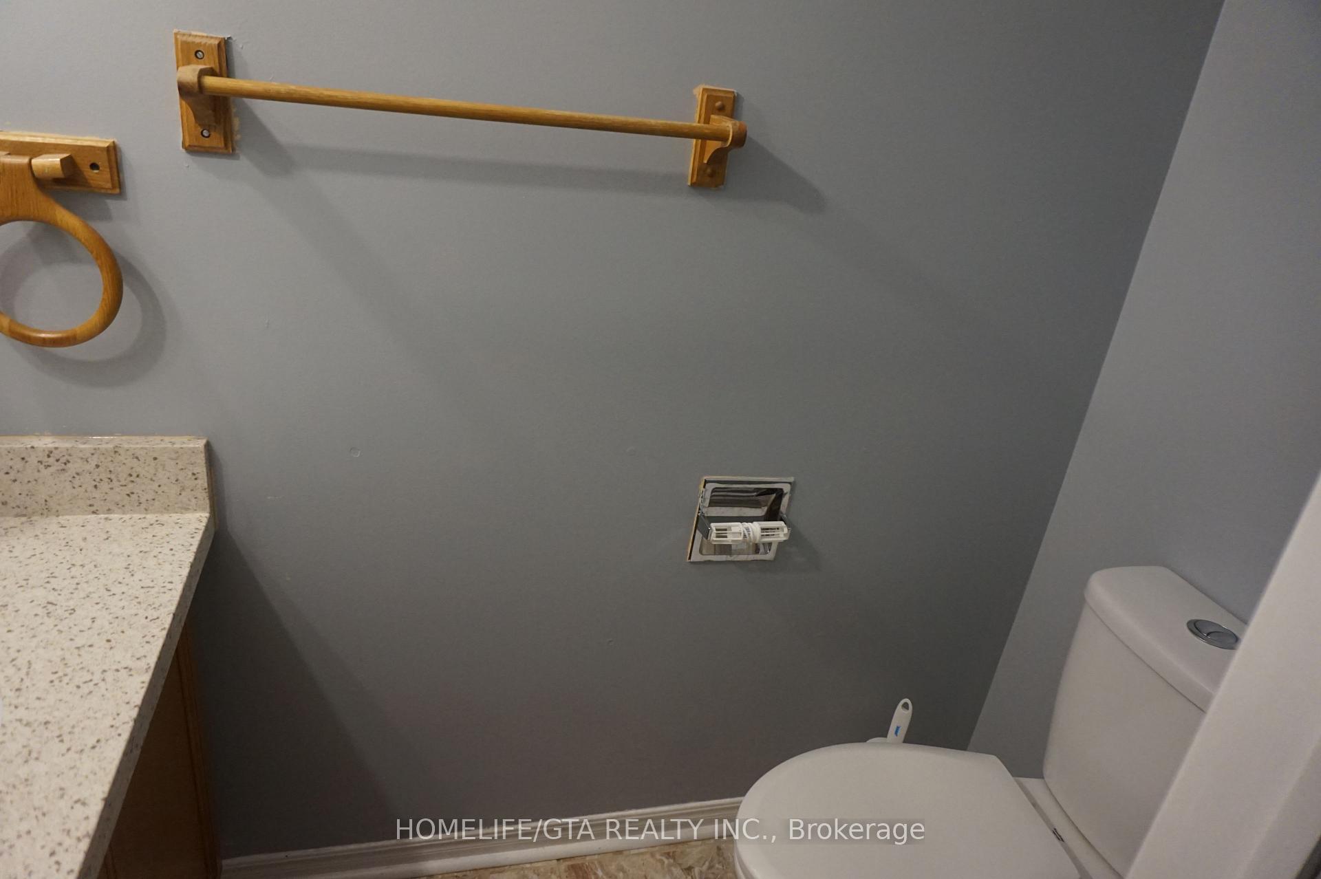 Photo 11 of 50 Longstaff Drive, Ajax, Central — HOMEH
