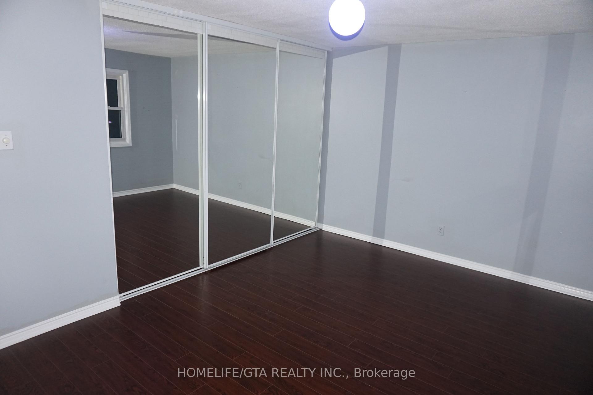 Photo 23 of 50 Longstaff Drive, Ajax, Central — HOMEH