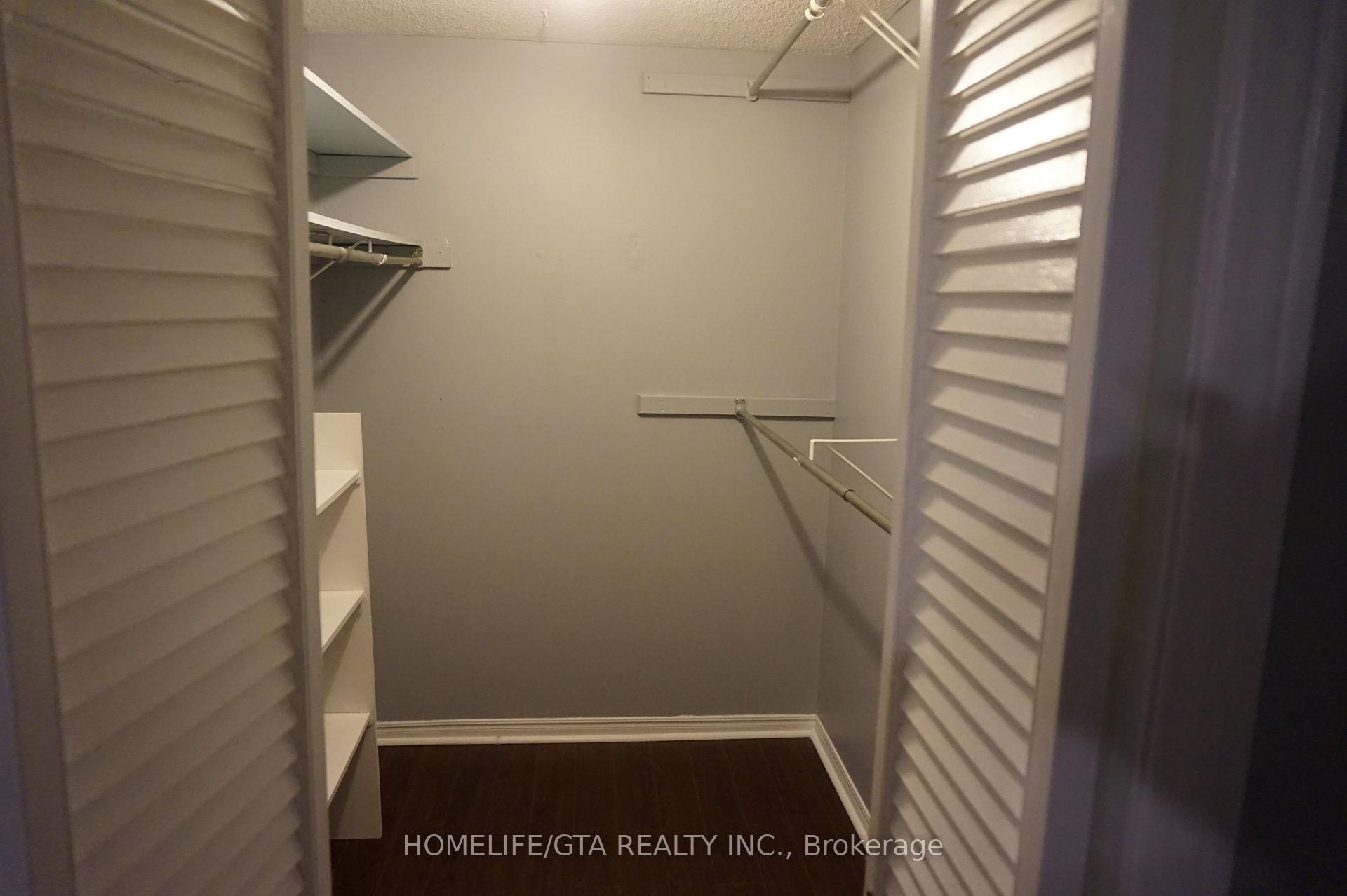 Photo 26 of 50 Longstaff Drive, Ajax, Central — HOMEH