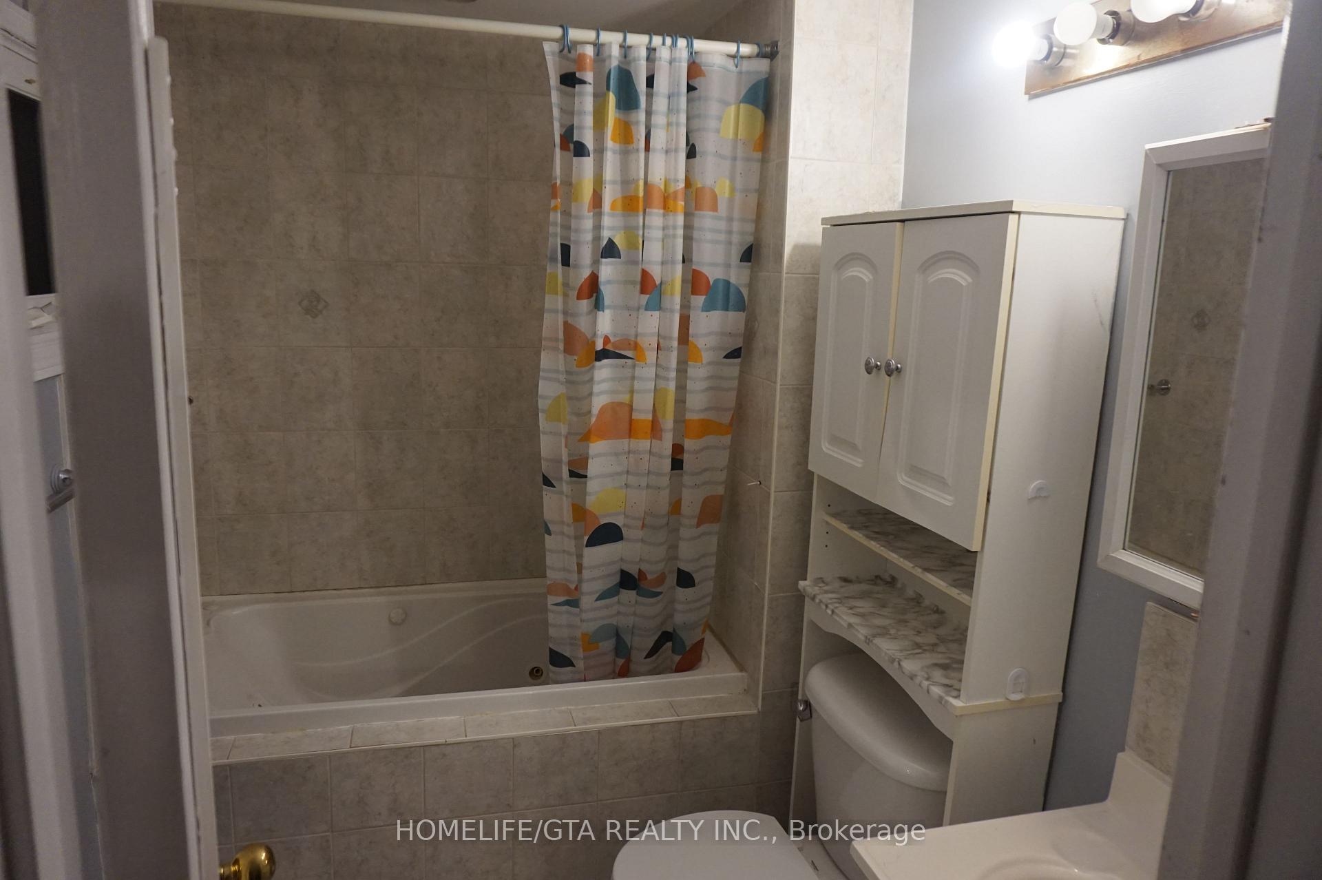 Photo 29 of 50 Longstaff Drive, Ajax, Central — HOMEH