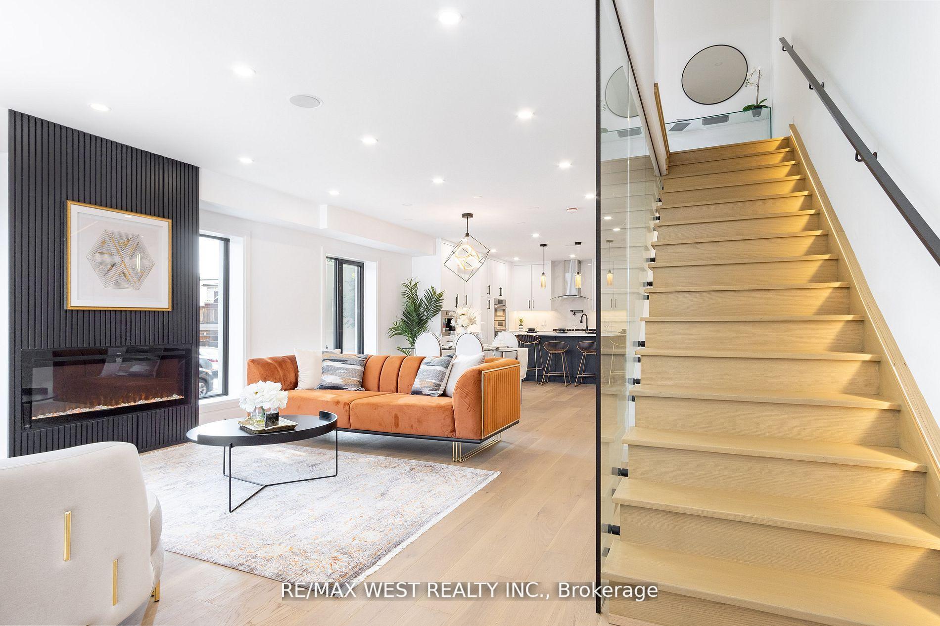 Photo 4 of 1384 Pape Avenue, Toronto, Broadview North — HOMEH