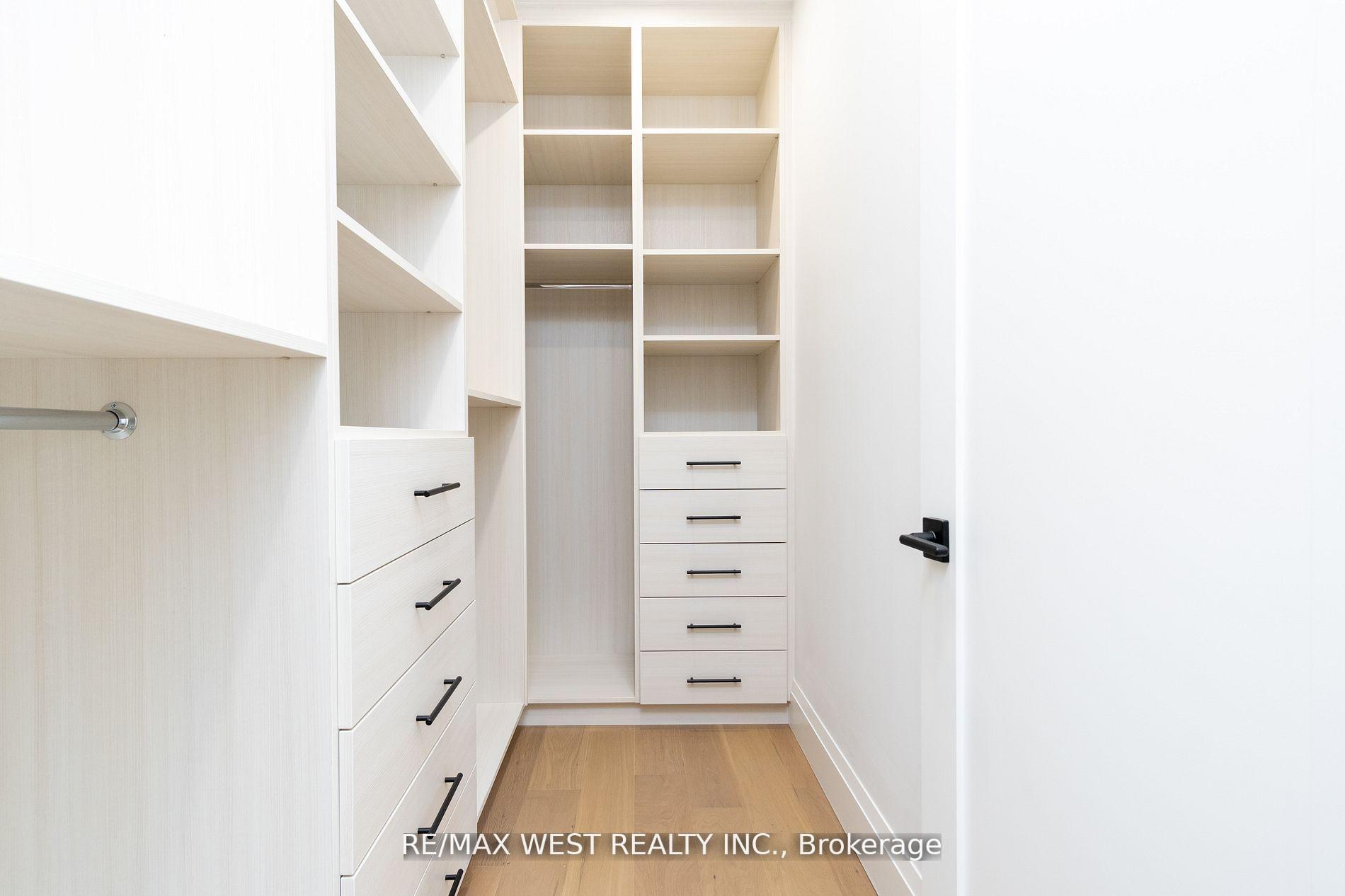 Photo 21 of 1384 Pape Avenue, Toronto, Broadview North — HOMEH