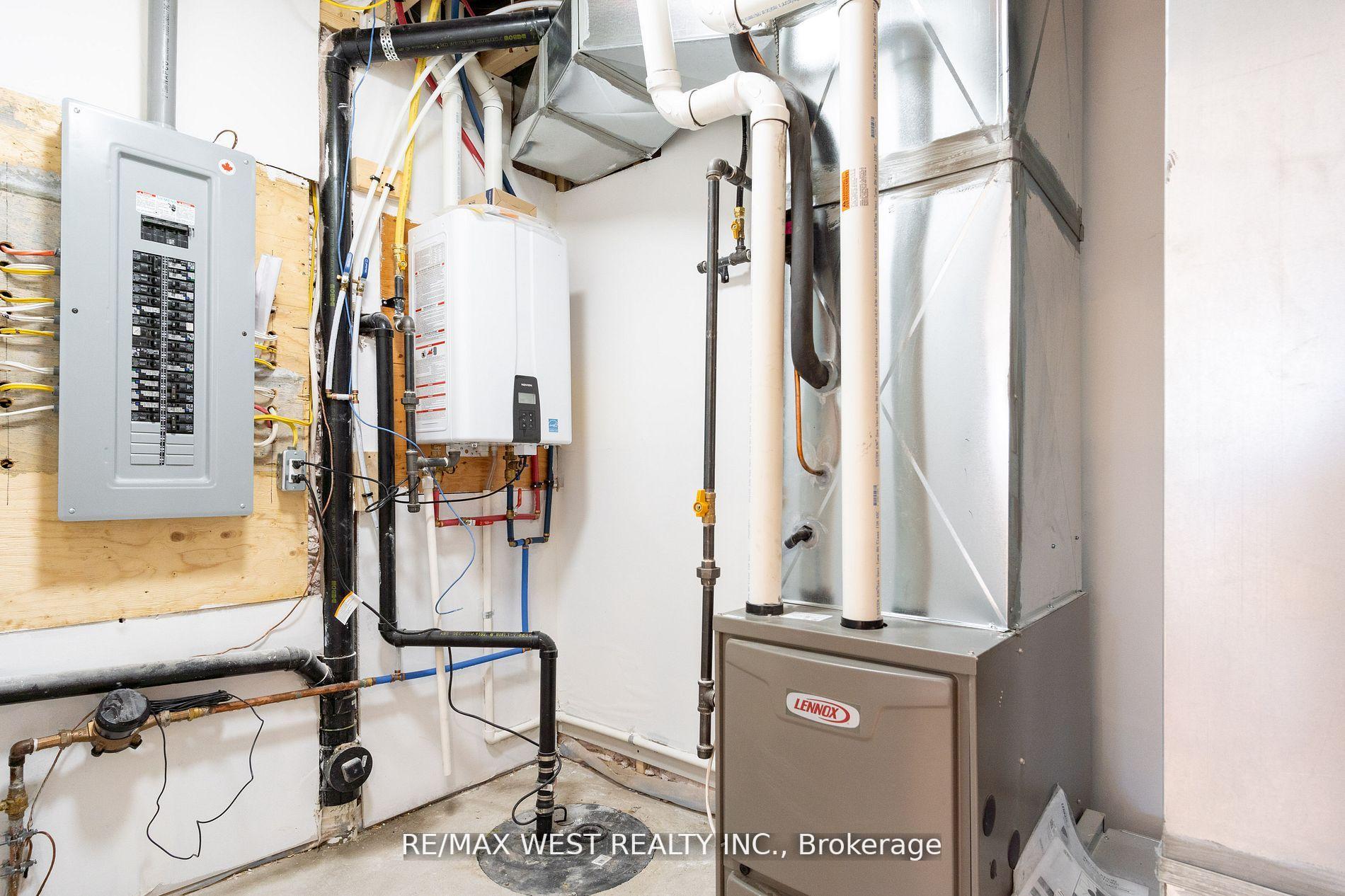 Photo 26 of 1384 Pape Avenue, Toronto, Broadview North — HOMEH