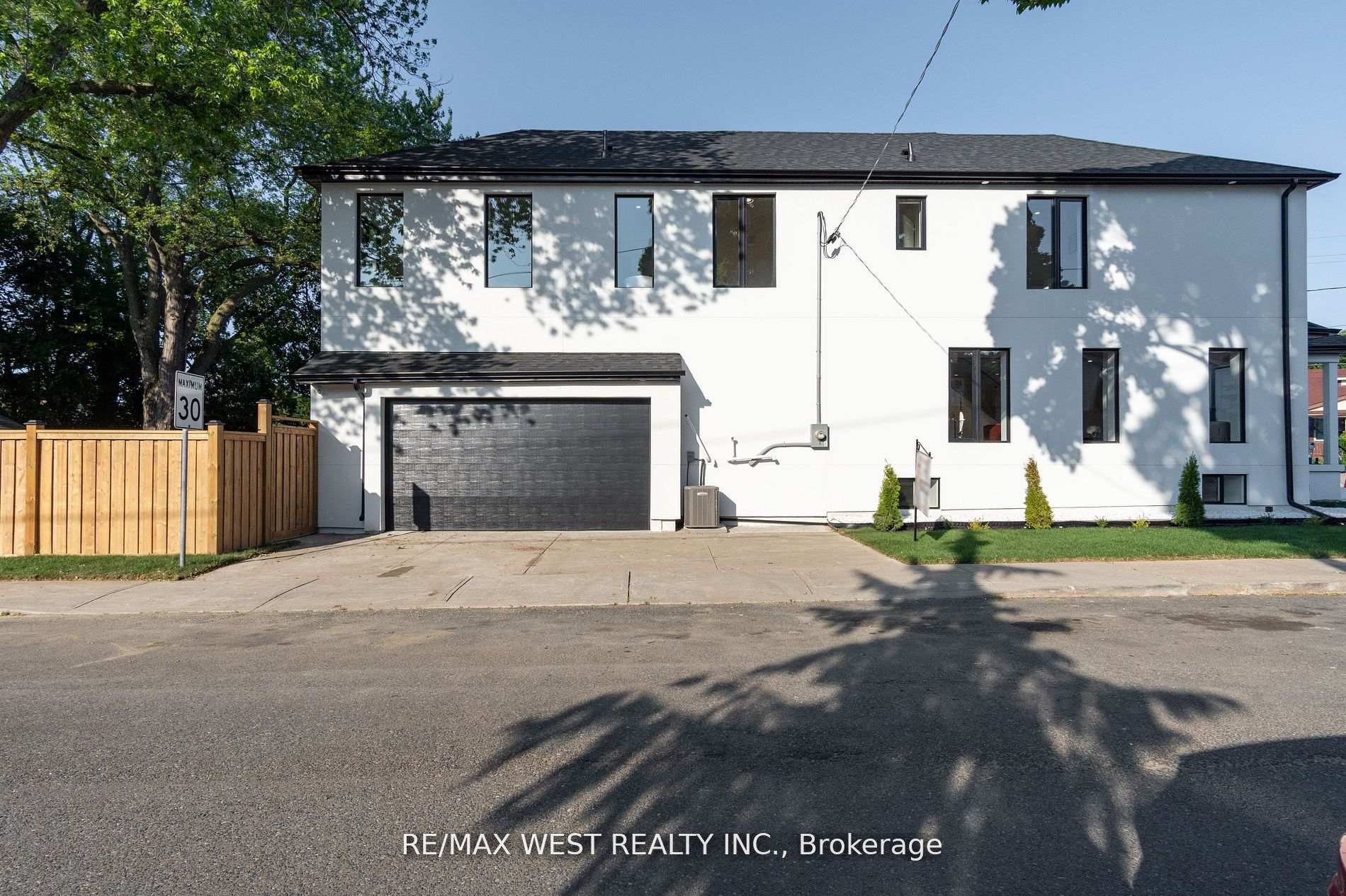 Photo 35 of 1384 Pape Avenue, Toronto, Broadview North — HOMEH