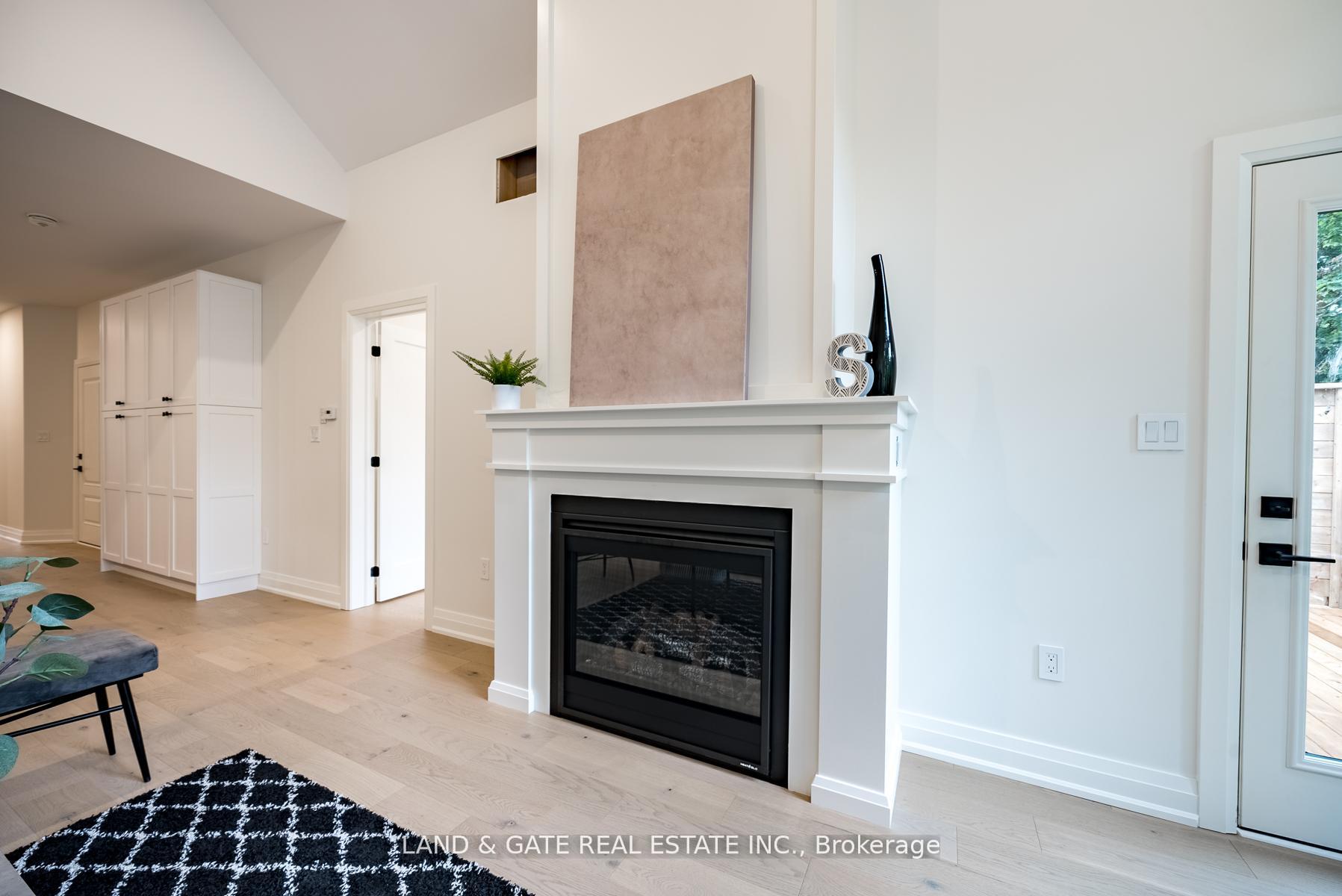 Photo 12 of 132A Elgin Street, Clarington, Bowmanville — HOMEH
