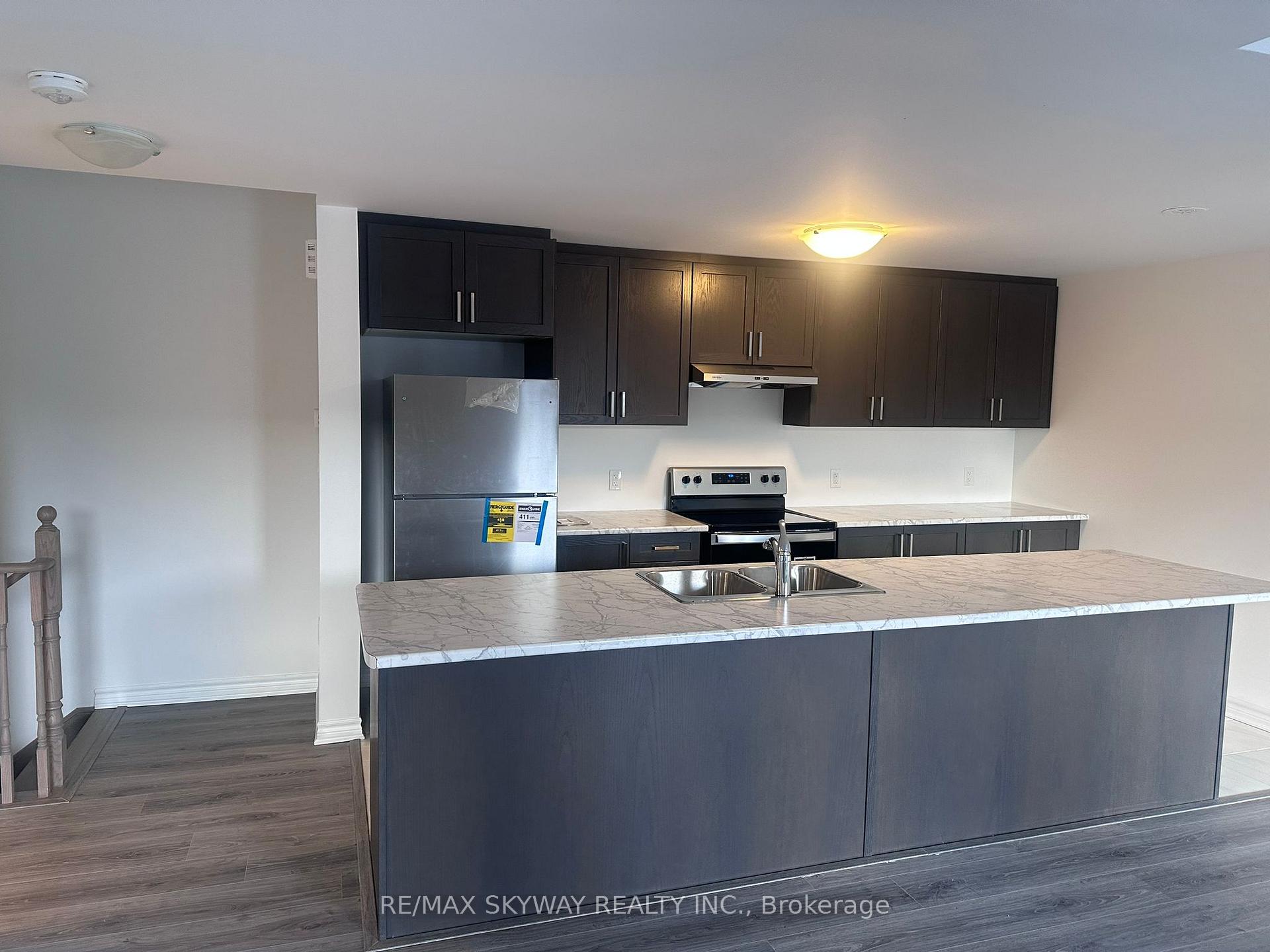 Photo 6 of 38 Springdale Avenue, Caledon, Rural Caledon — HOMEH