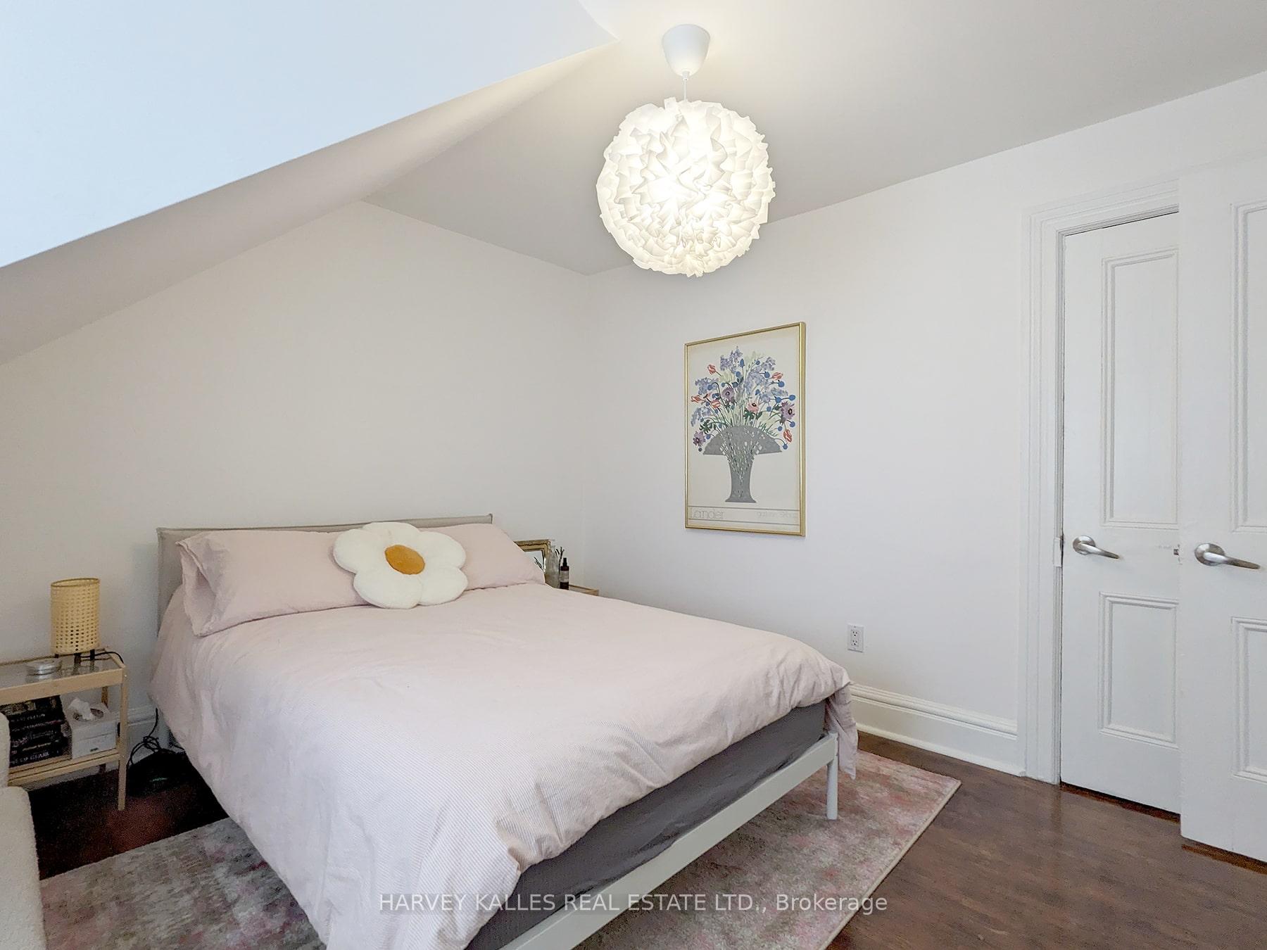 Photo 9 of Unit 3A, 107 Concord Avenue, Toronto, Palmerston-Little Italy — HOMEH