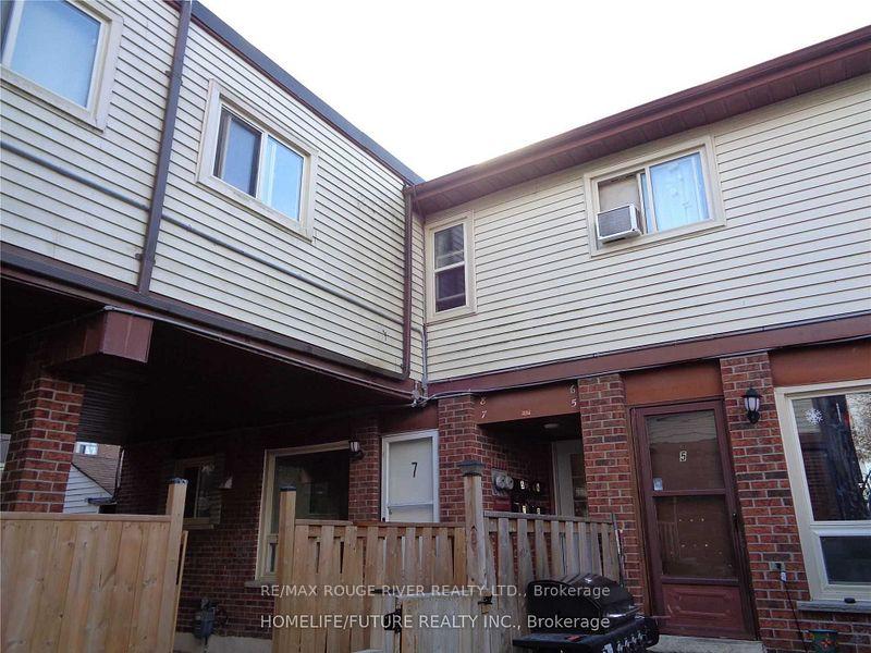 Photo 1 of Unit 7, 255 Porter Street, Oshawa, Lakeview — HOMEH