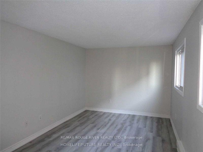 Photo 6 of Unit 7, 255 Porter Street, Oshawa, Lakeview — HOMEH