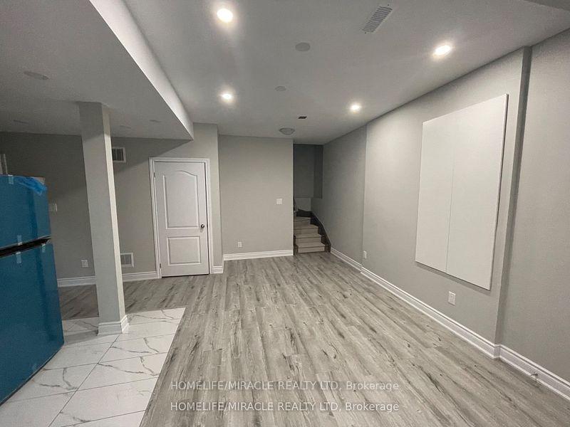 Photo 7 of Unit Lower, 3 Thornvalley Terrace, Caledon, Rural Caledon — HOMEH