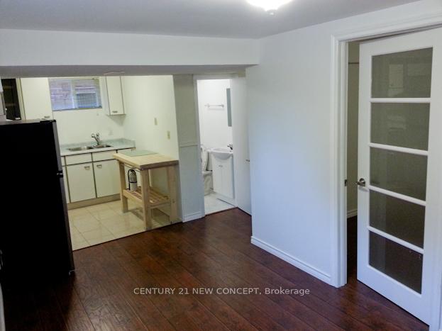 Photo 4 of Unit Basement, 23 Royal Palm Drive, Vaughan, Crestwood-Springfarm-Yorkhill — HOMEH