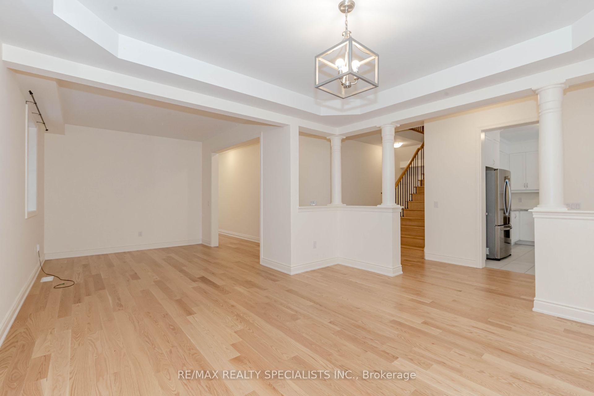 Photo 7 of Unit Upper, 74 Clockwork Drive, Brampton, Northwest Brampton — HOMEH