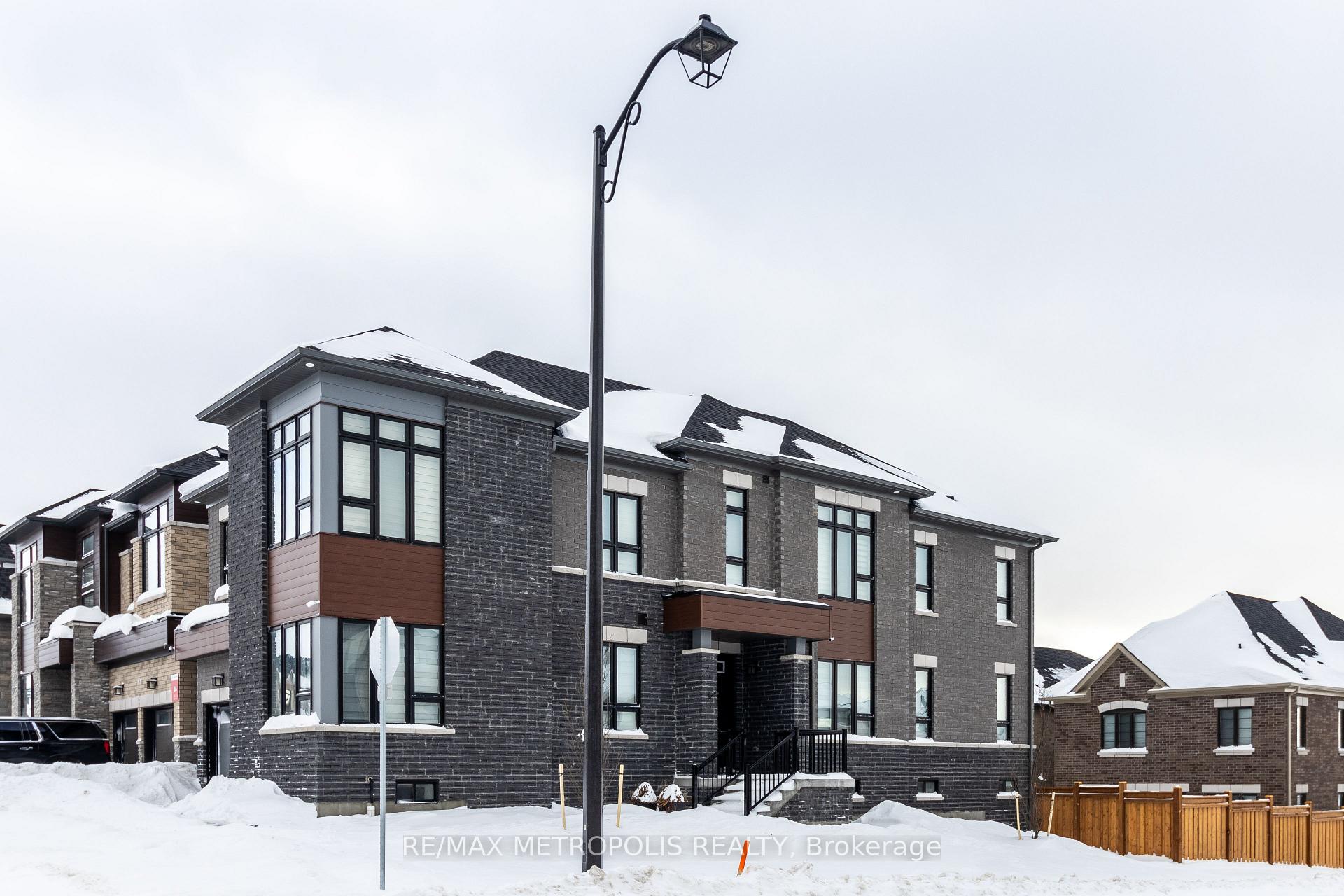 Photo 5 of Unit Bsmt, 74 Bearberry Road, Springwater, Midhurst — HOMEH