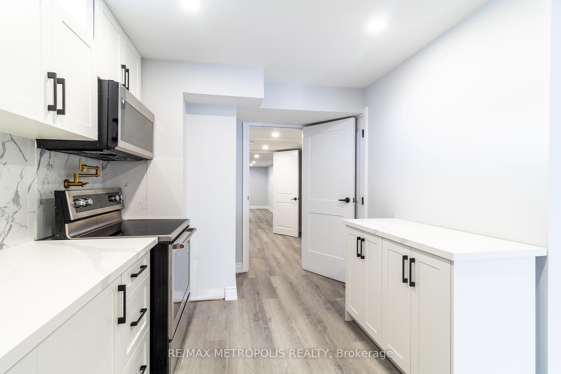 Photo 7 of Unit Bsmt, 74 Bearberry Road, Springwater, Midhurst — HOMEH
