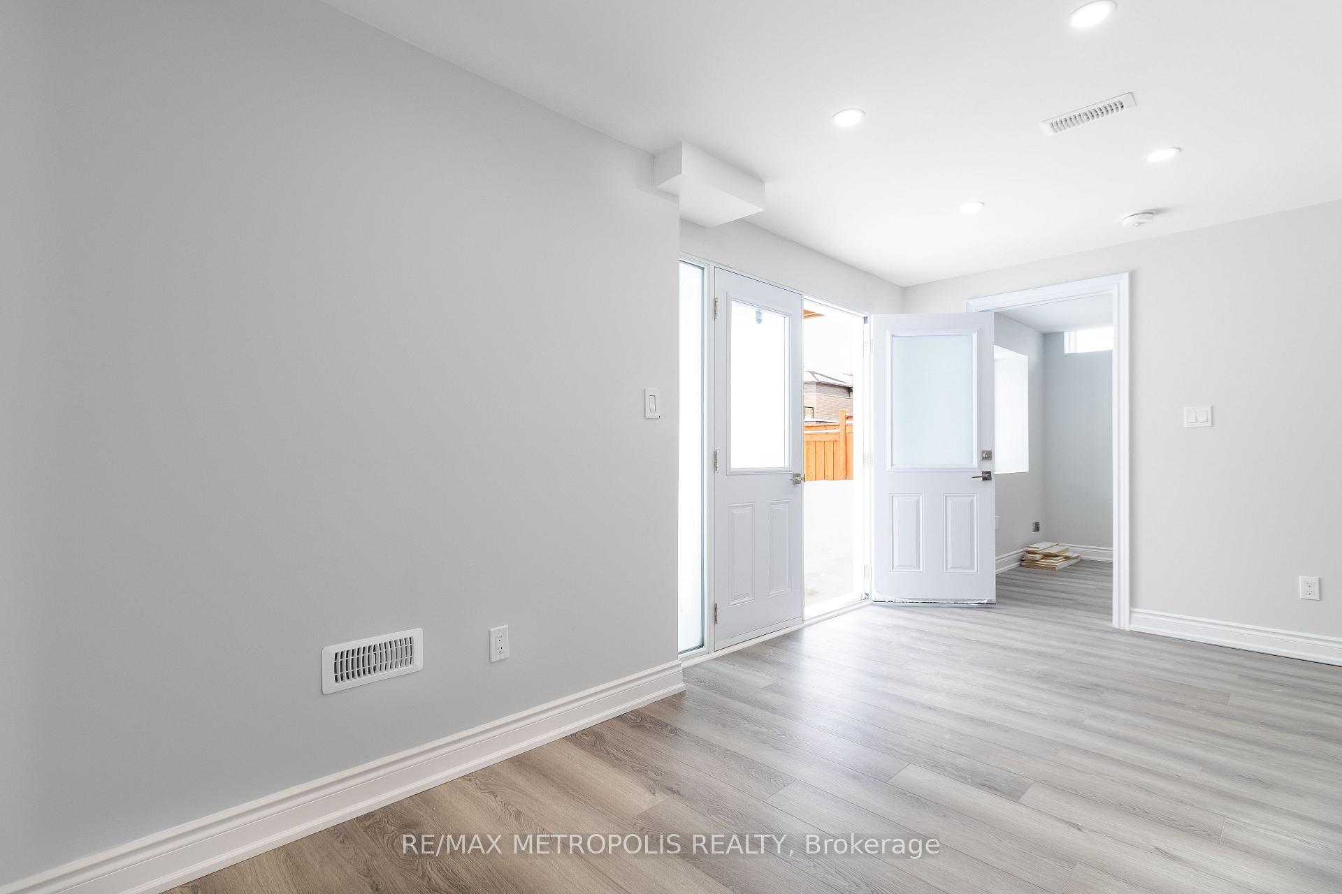 Photo 11 of Unit Bsmt, 74 Bearberry Road, Springwater, Midhurst — HOMEH