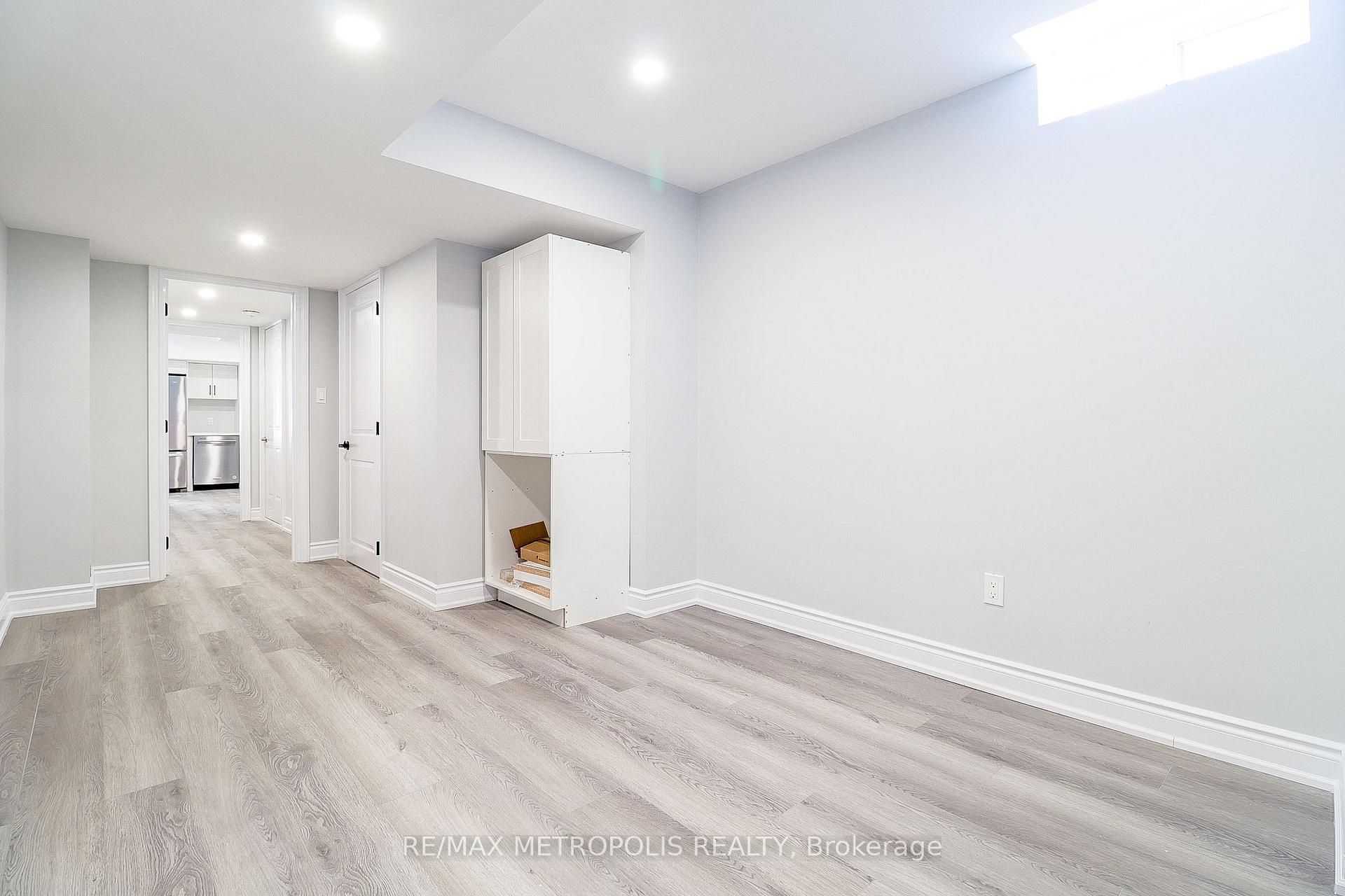 Photo 19 of Unit Bsmt, 74 Bearberry Road, Springwater, Midhurst — HOMEH