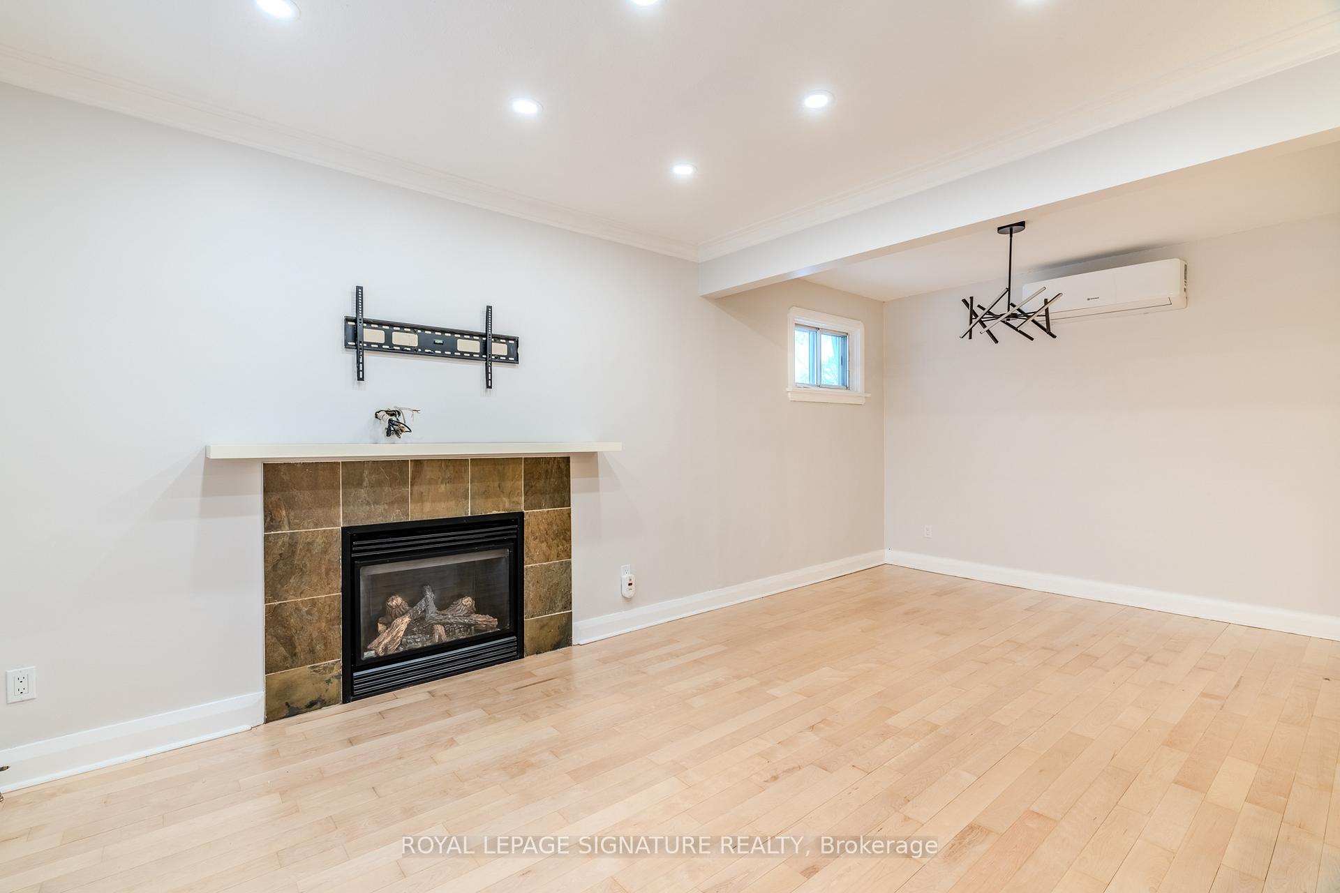 Photo 3 of Unit Main, 37 Athlone Road, Toronto, East York — HOMEH