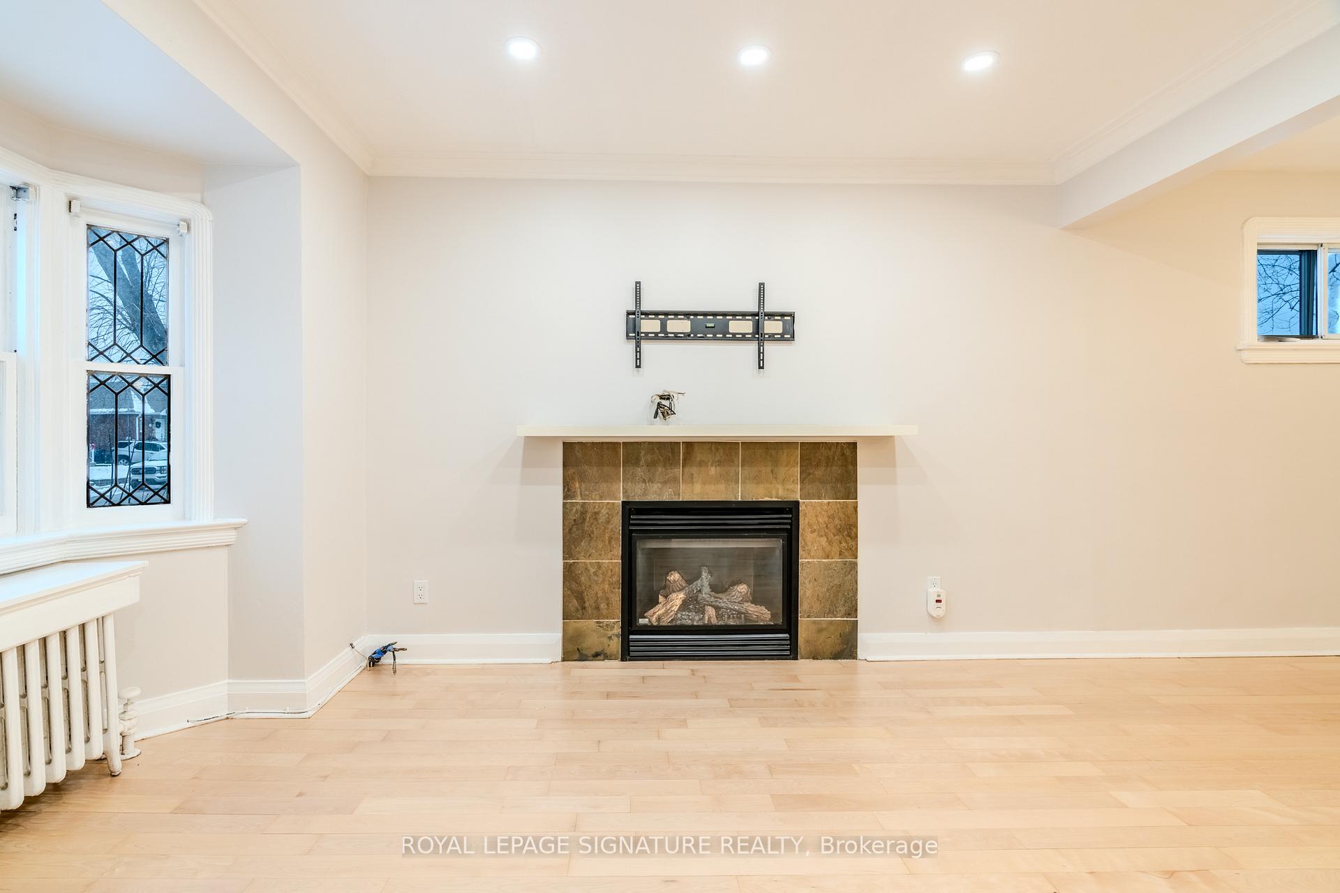 Photo 12 of Unit Main, 37 Athlone Road, Toronto, East York — HOMEH