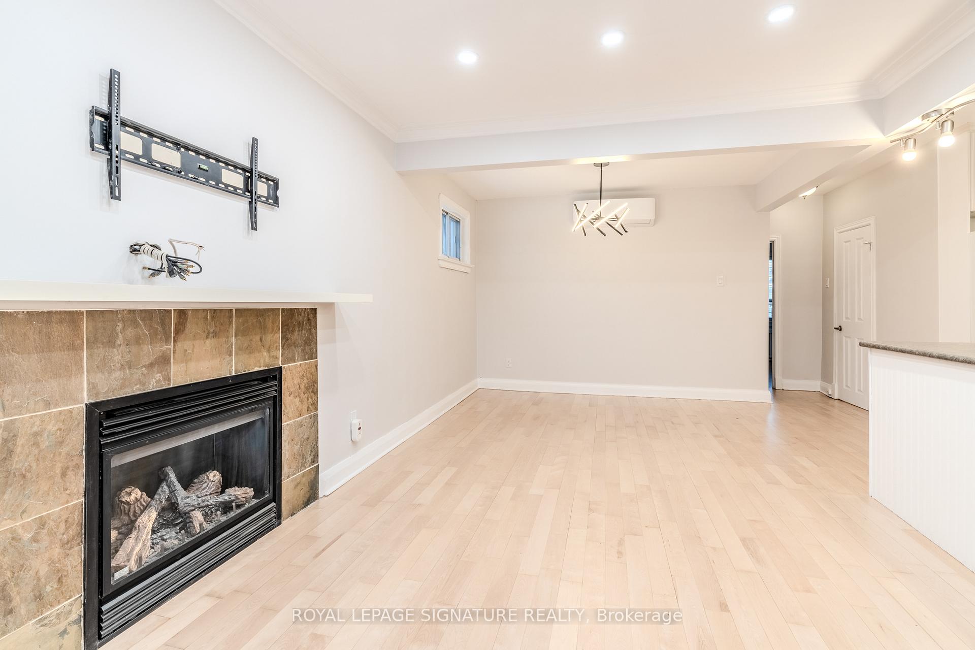Photo 14 of Unit Main, 37 Athlone Road, Toronto, East York — HOMEH