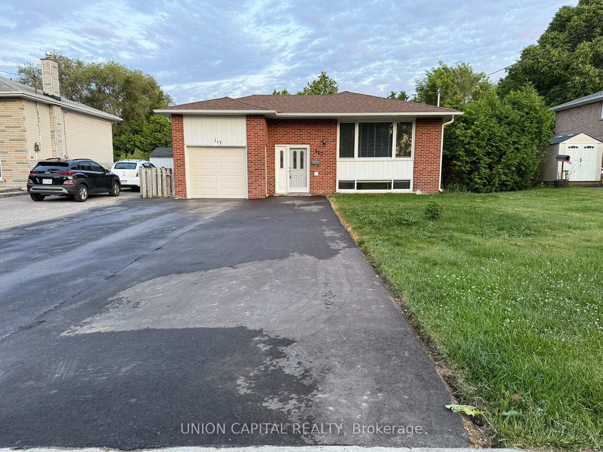 Photo 1 of Unit Upper, 117 Sherwood Forest Drive, Markham, Bullock — HOMEH