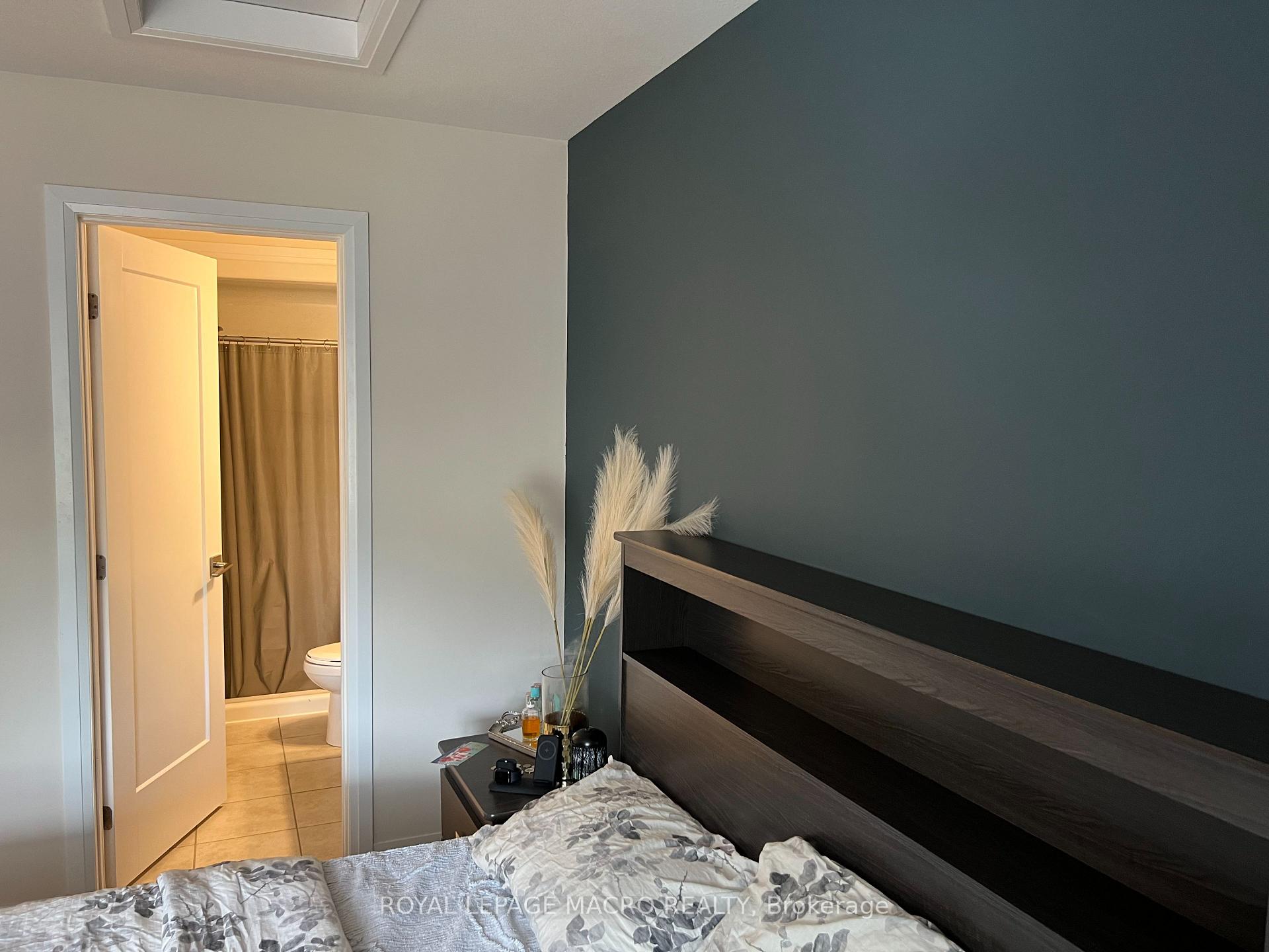 Photo 19 of 12 Workman Lane, Hamilton, Ancaster — HOMEH