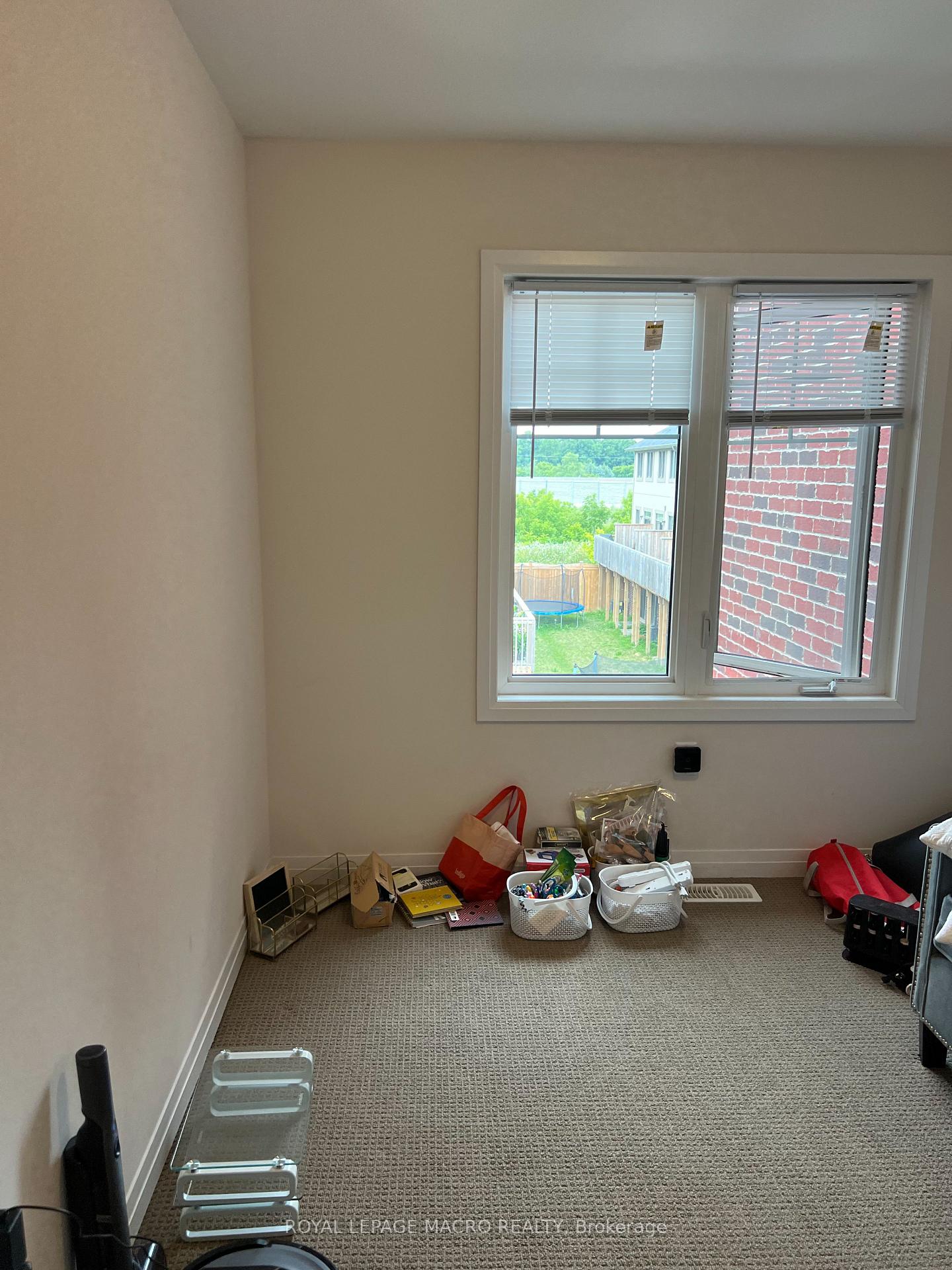 Photo 14 of 12 Workman Lane, Hamilton, Ancaster — HOMEH