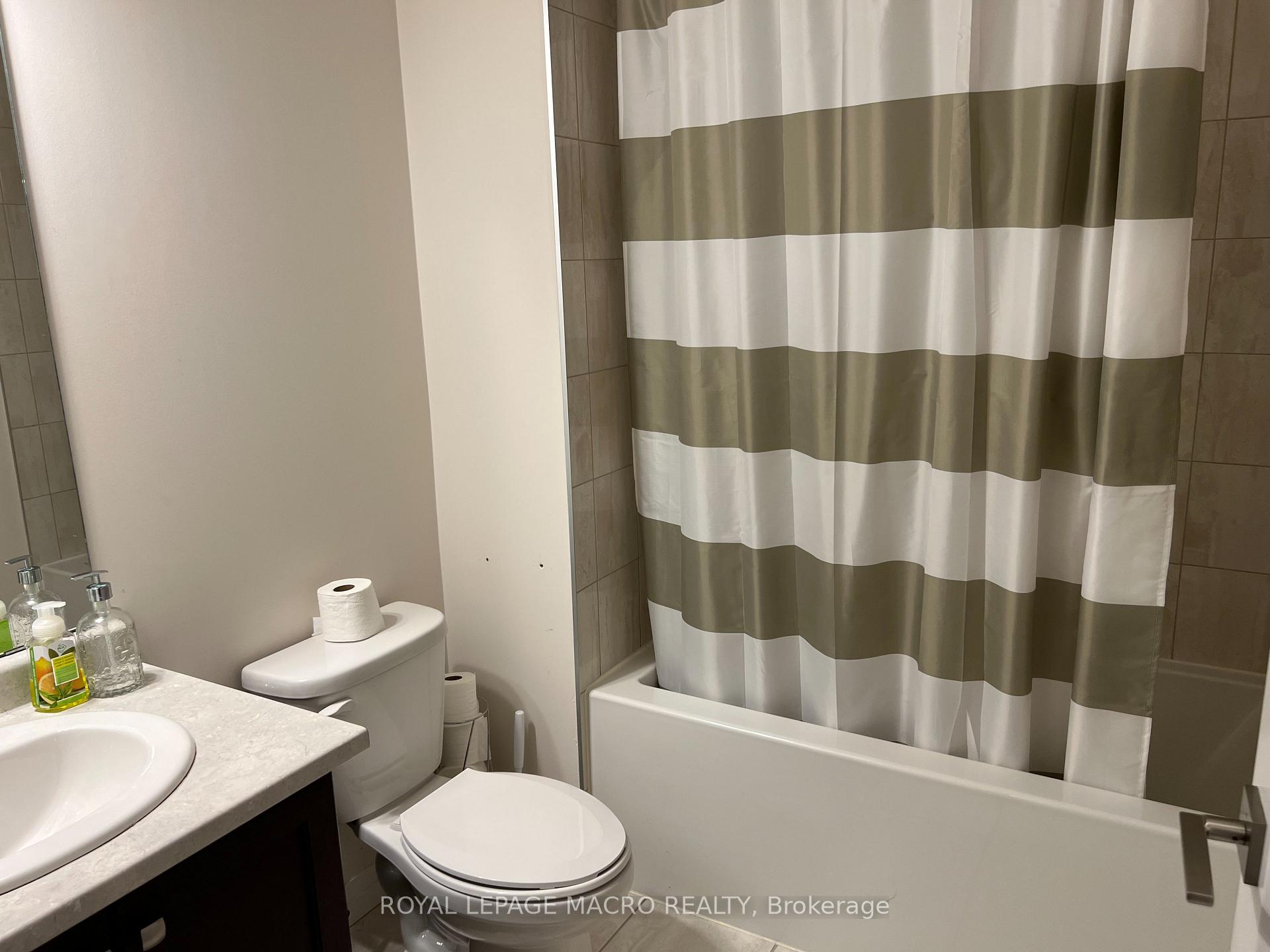 Photo 17 of 12 Workman Lane, Hamilton, Ancaster — HOMEH