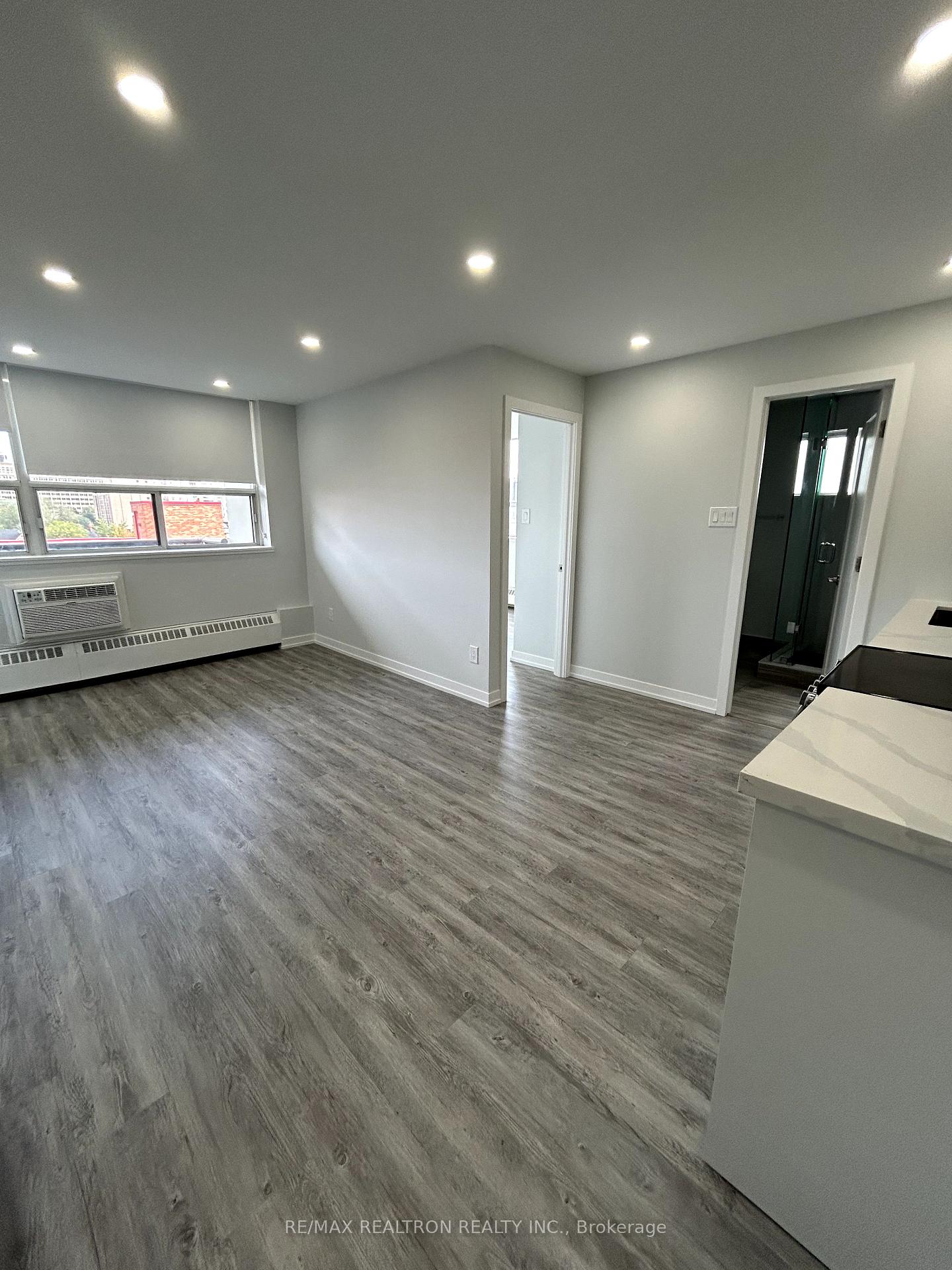 Front of Unit 401, 15 Walmer Road
