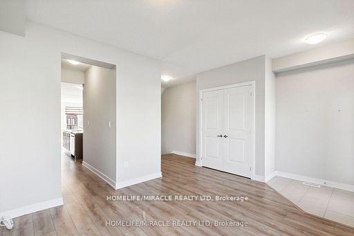 Photo 5 of 27 Assunta Lane, Clarington, Bowmanville — HOMEH