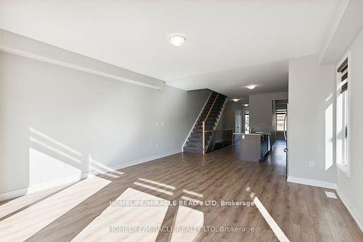 Photo 11 of 27 Assunta Lane, Clarington, Bowmanville — HOMEH