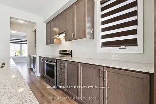 Photo 15 of 27 Assunta Lane, Clarington, Bowmanville — HOMEH