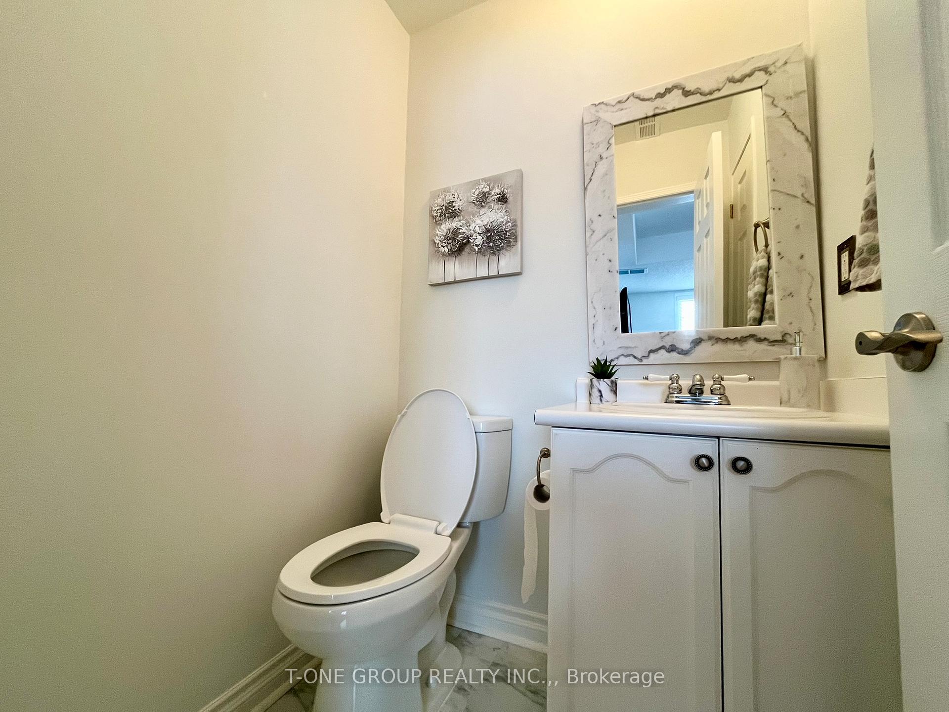 Photo 14 of 27 Waddington Crescent, Barrie, Holly — HOMEH