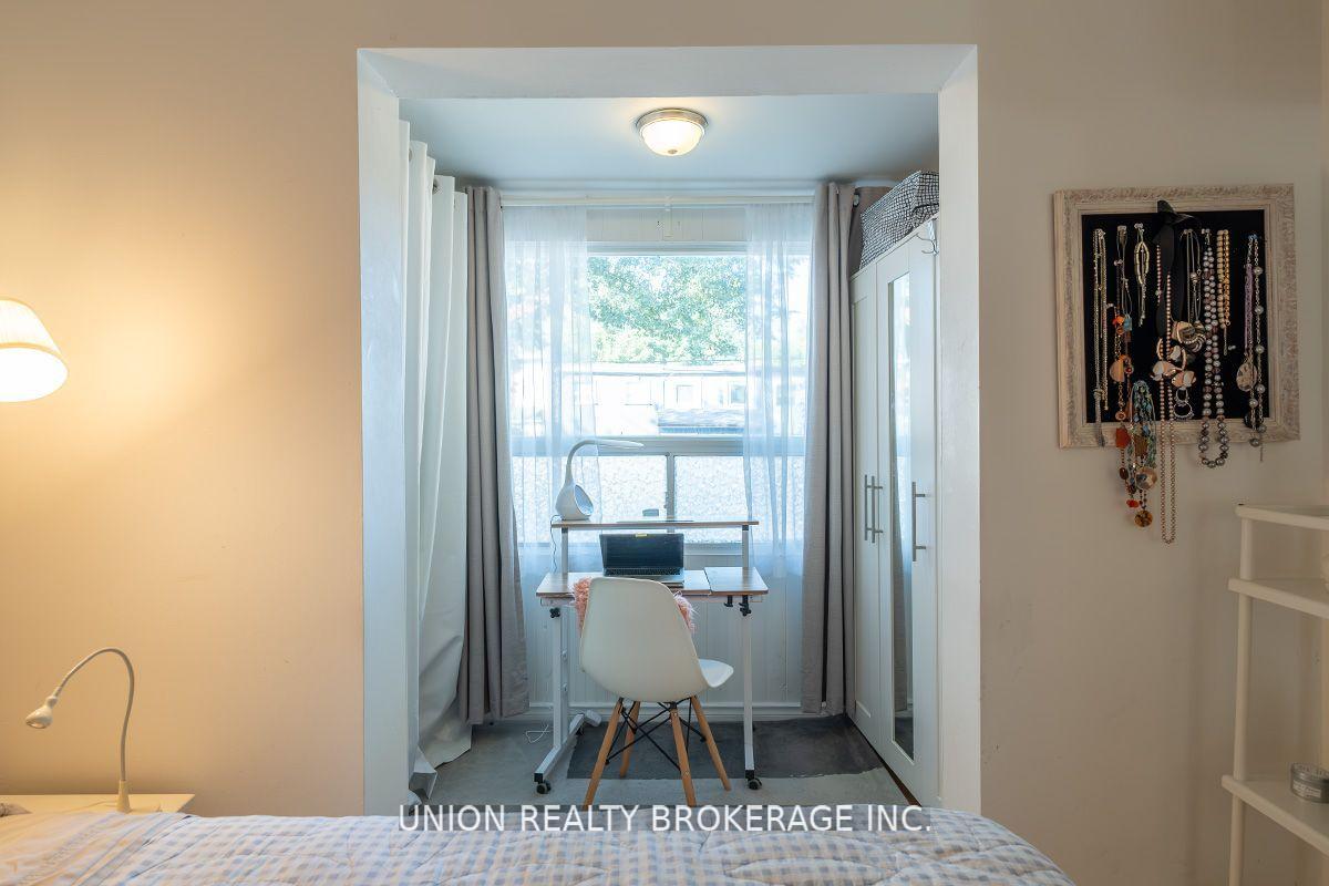 Photo 14 of 121 Rhodes Avenue, Toronto, Greenwood-Coxwell — HOMEH