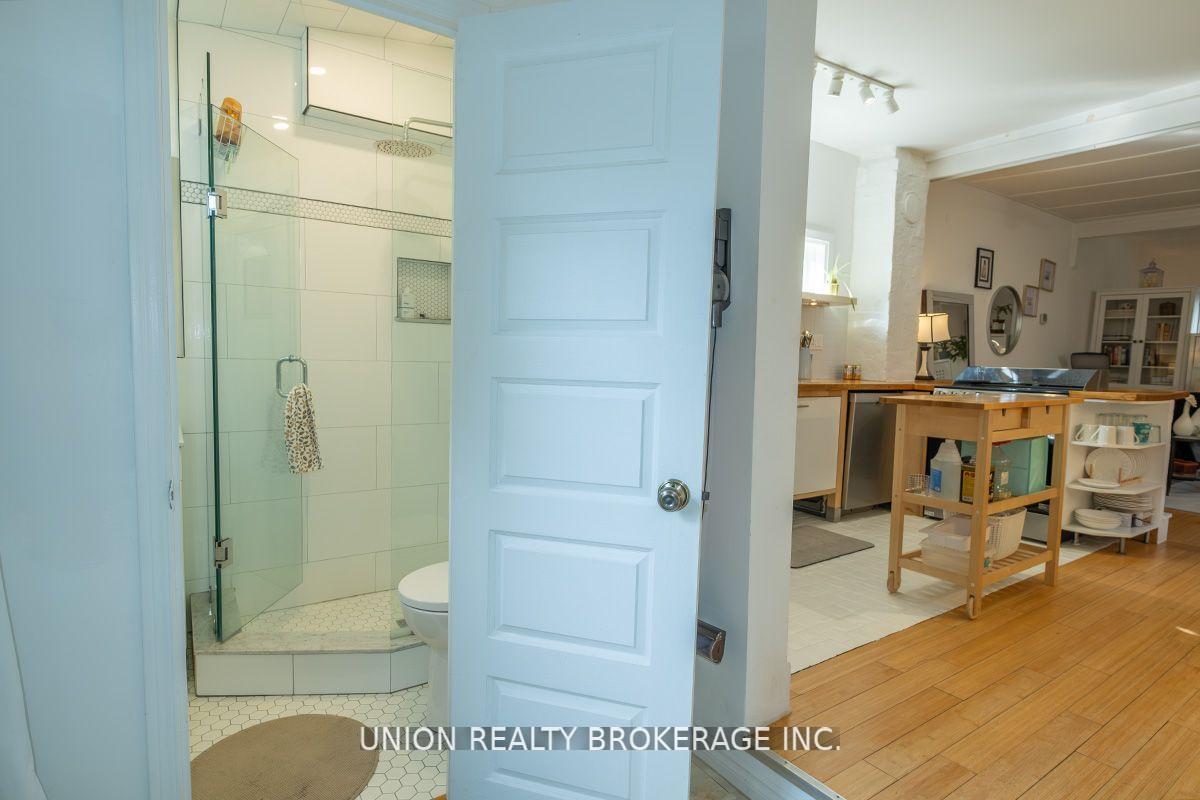 Photo 11 of 121 Rhodes Avenue, Toronto, Greenwood-Coxwell — HOMEH
